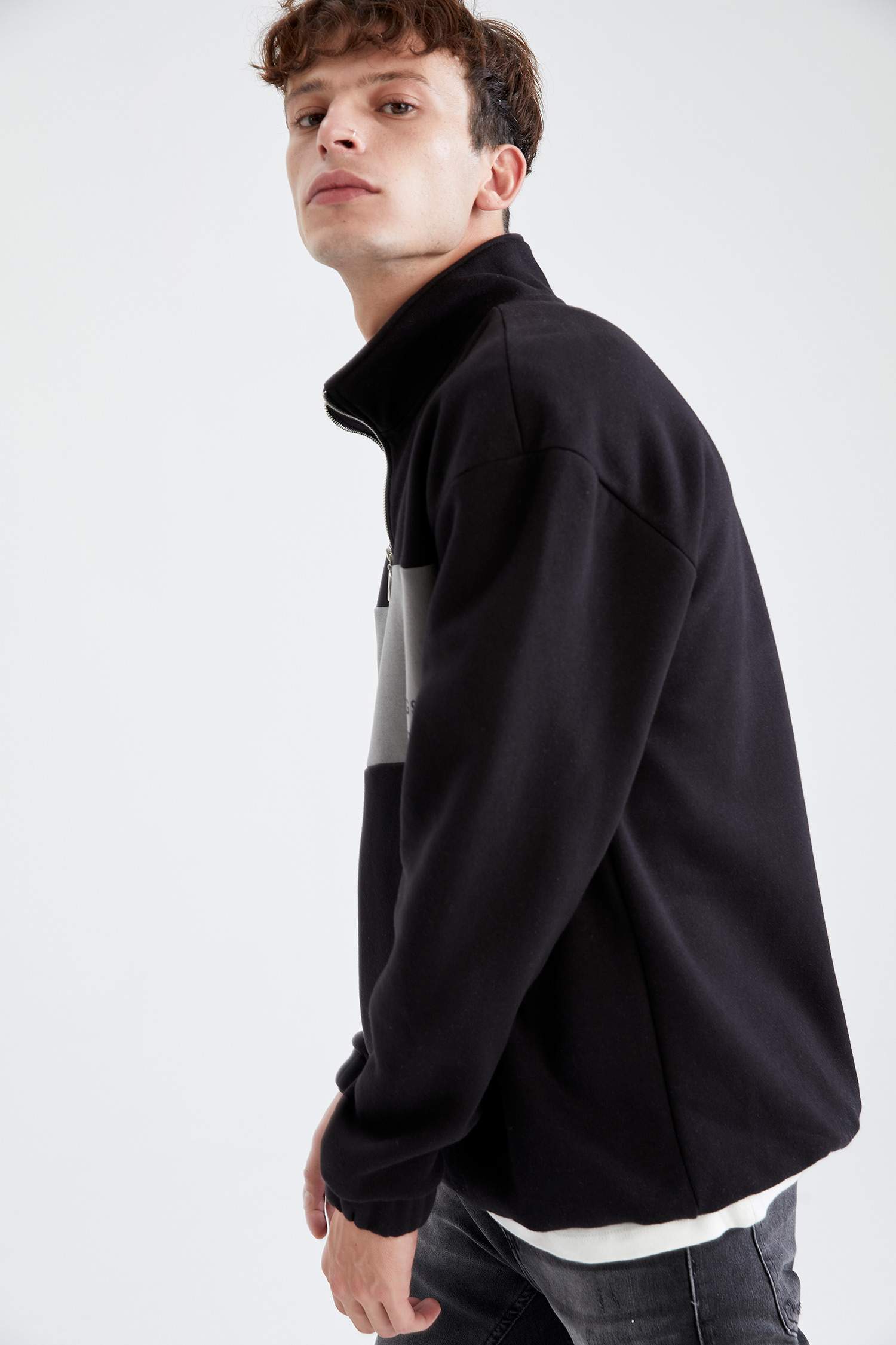 Boxy Fit Balıkçı Yaka Uzun Kollu İçi Yumuşak Tüylü Sweatshirt