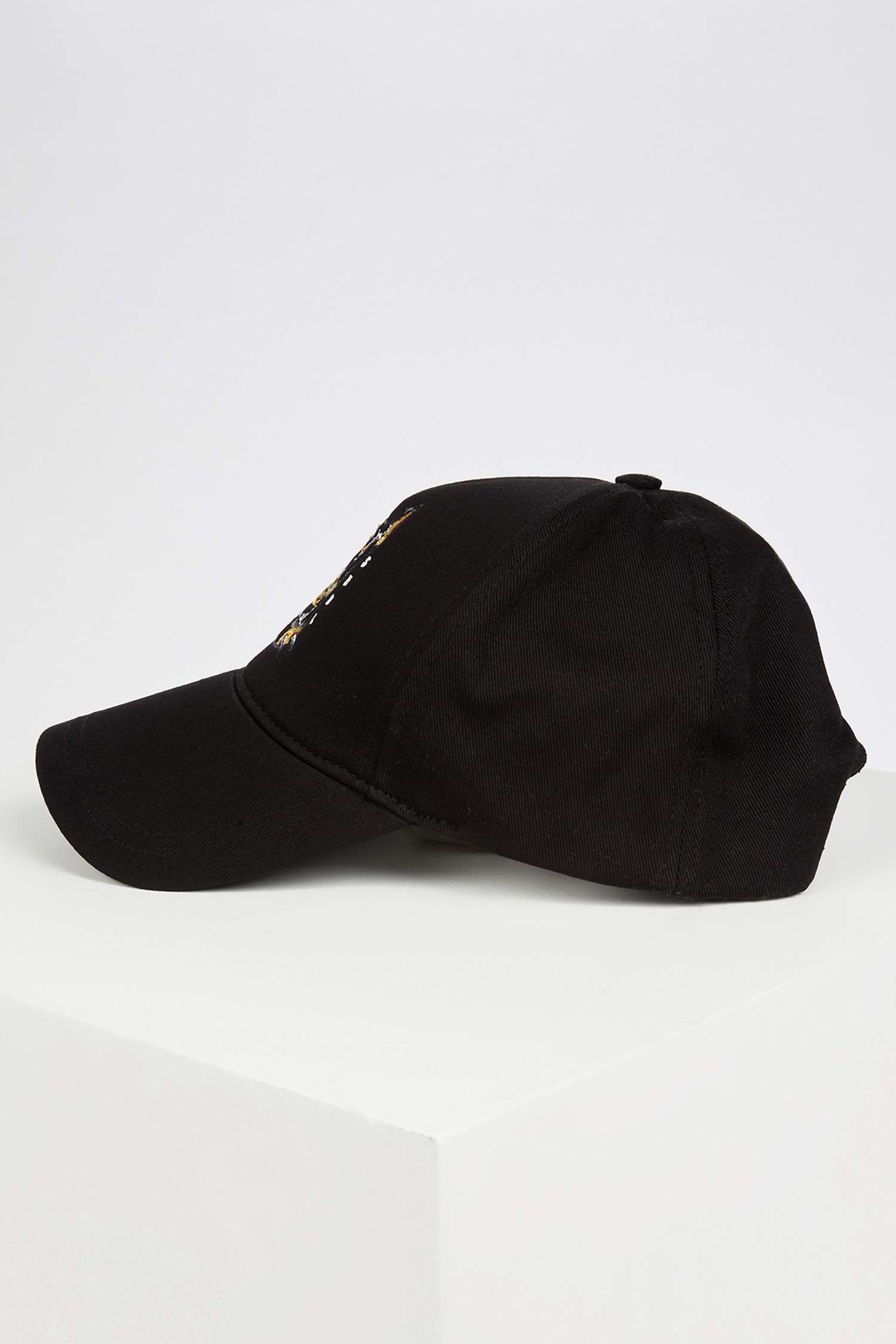 İşlemeli Cap Şapka