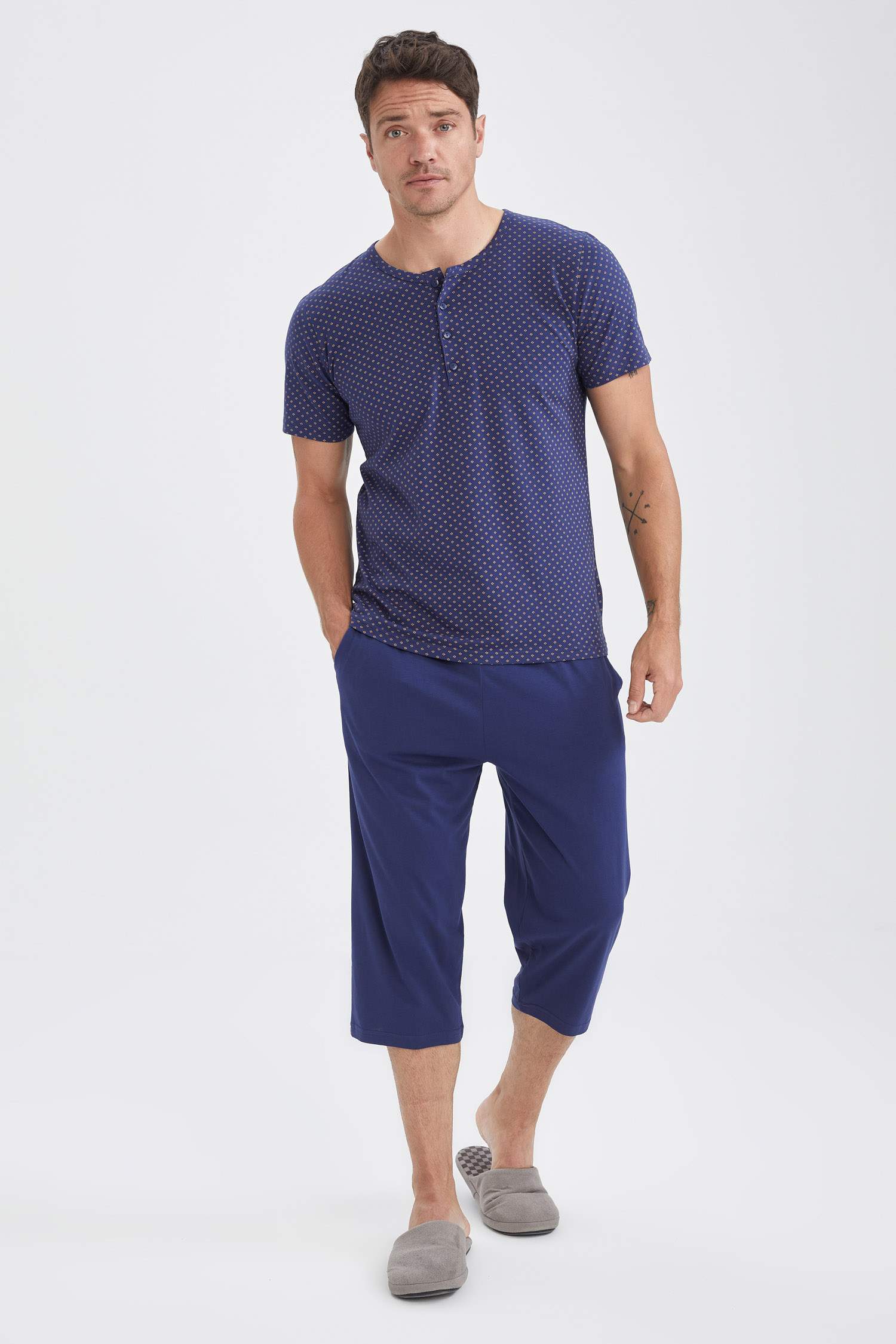 Regular Fit Desenli Pijama Takımı