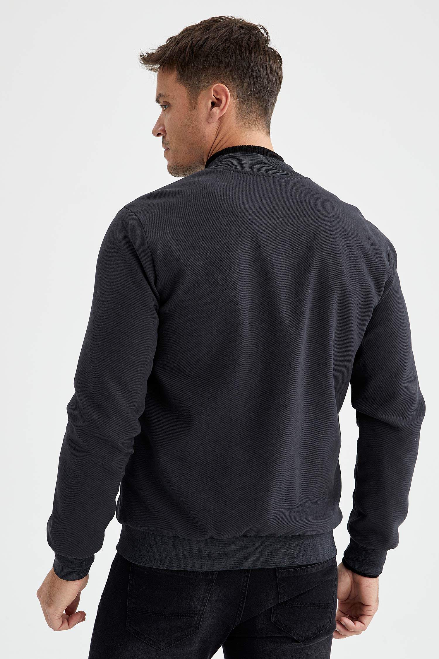Regular Fit Fermuarlı Kolej Yaka Bomber Mont