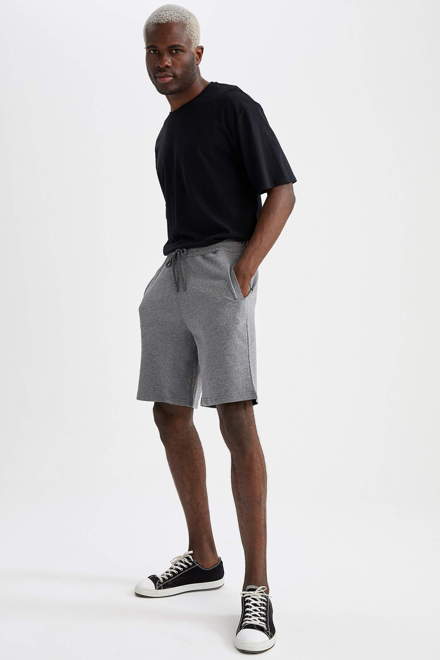 Slim Fit Spor Şort