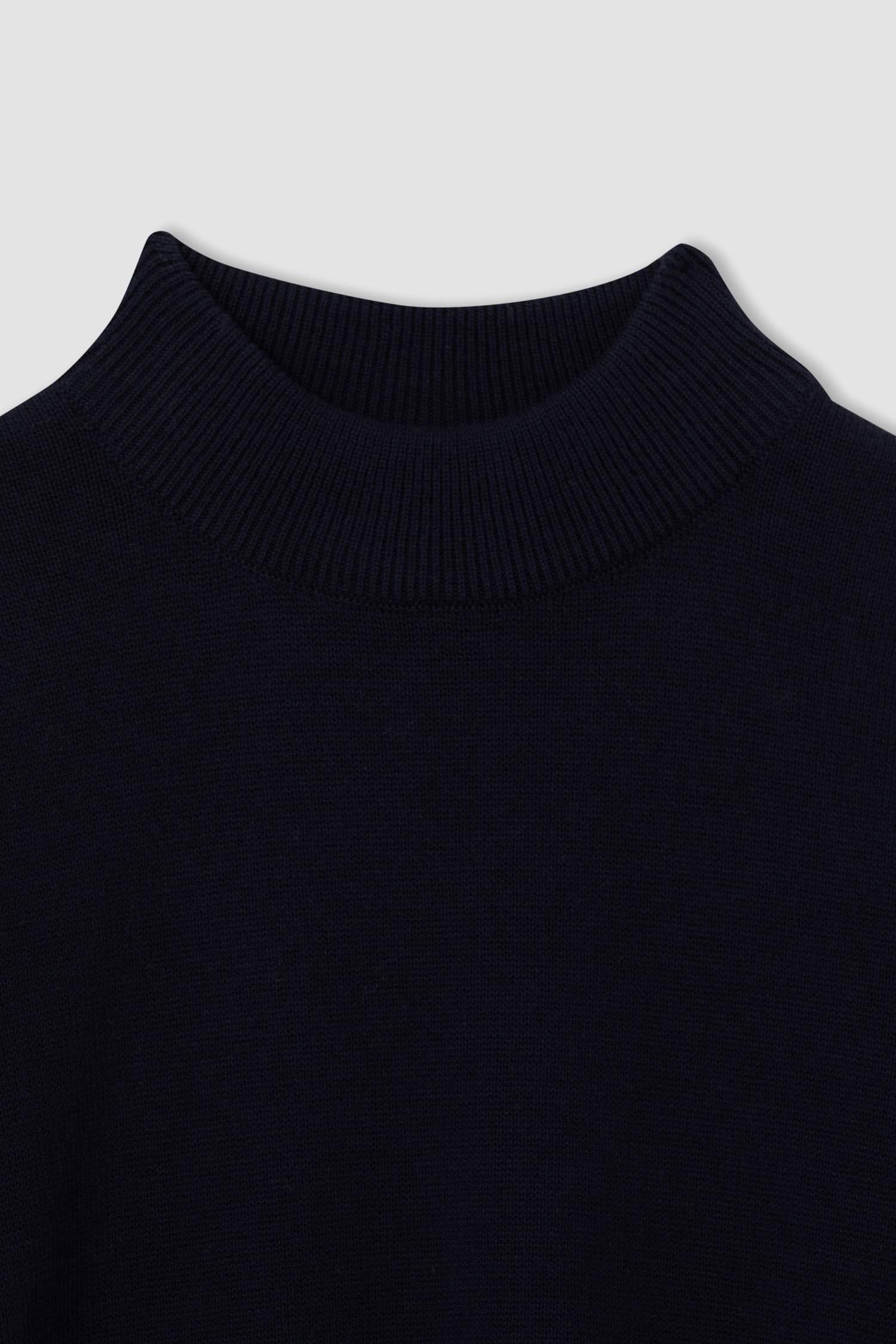 Erkek Çocuk Slim Fit Yarım Balıkçı Yaka Kazak