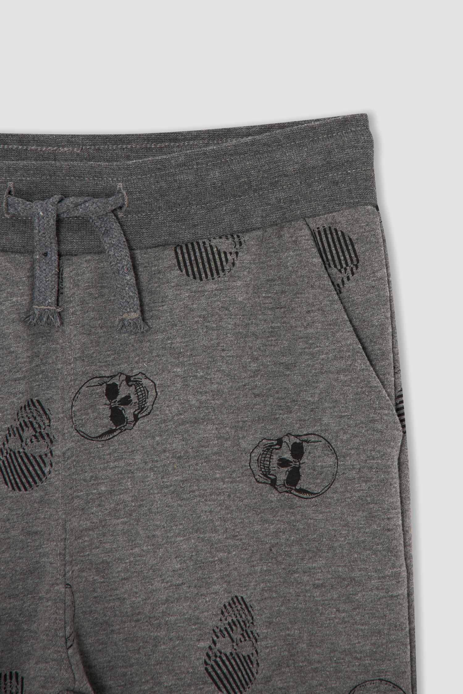 Erkek Çocuk Kuru Kafa Baskılı Sweatshirt ve Jogger Eşofman Alt Takımı