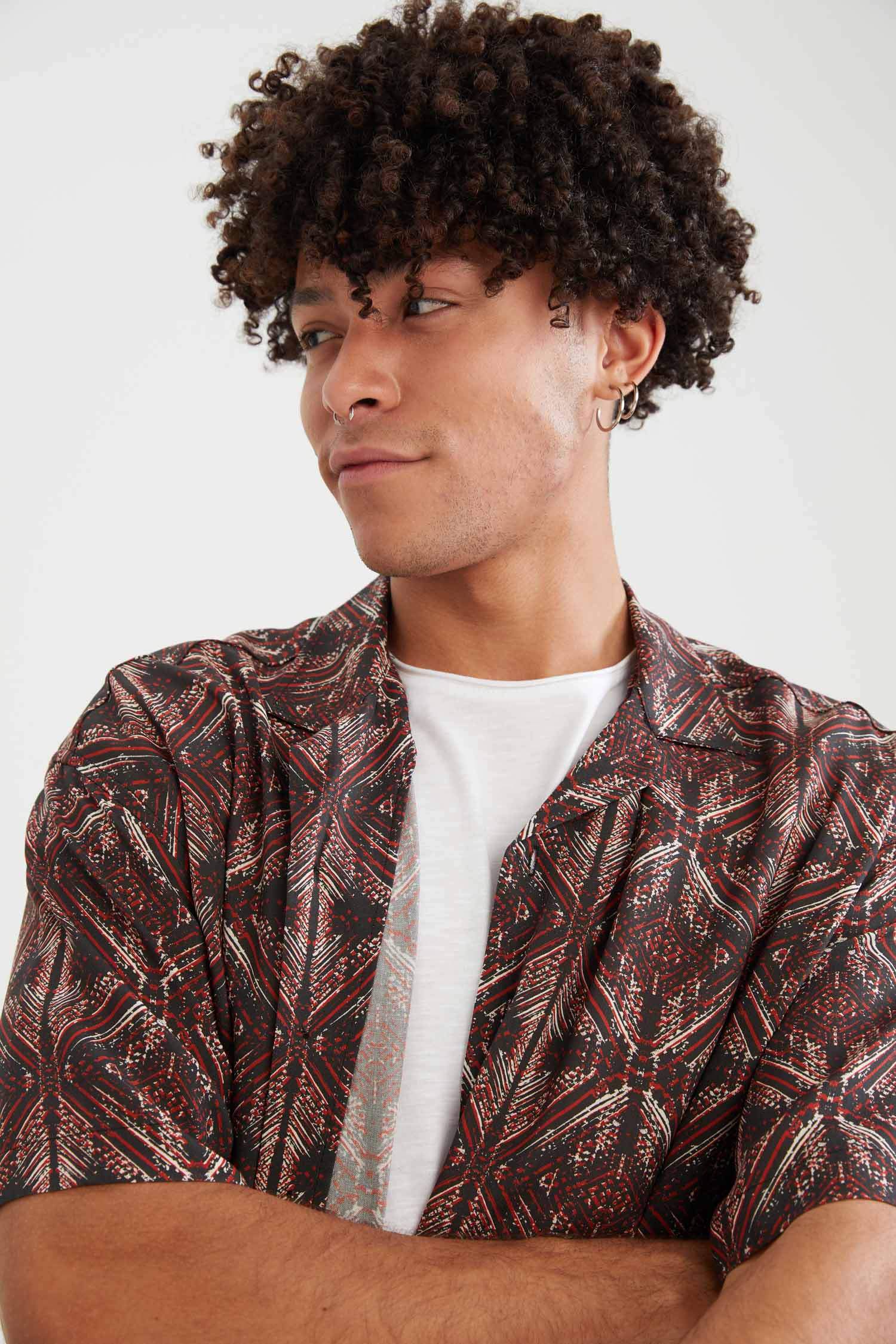 Oversize Fit Desenli Kısa Kollu Viskon Gömlek