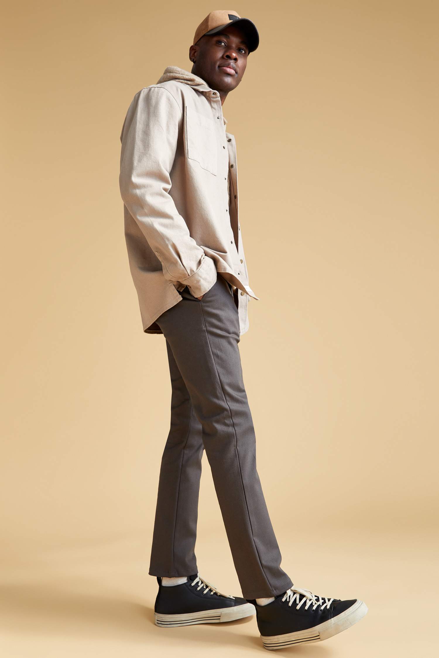 Regular Fit Basic Chino Pantolon
