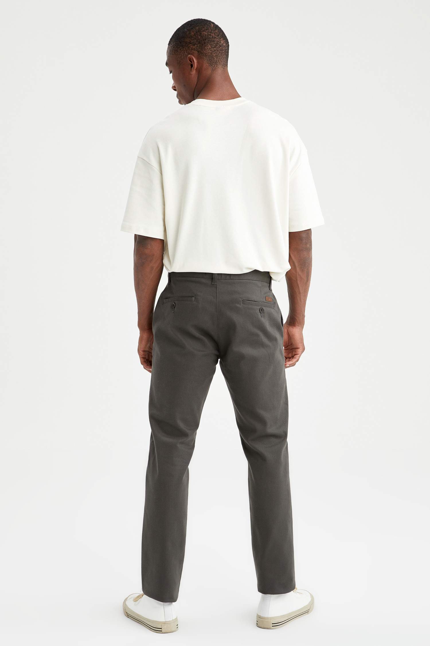 Regular Fit Basic Chino Pantolon