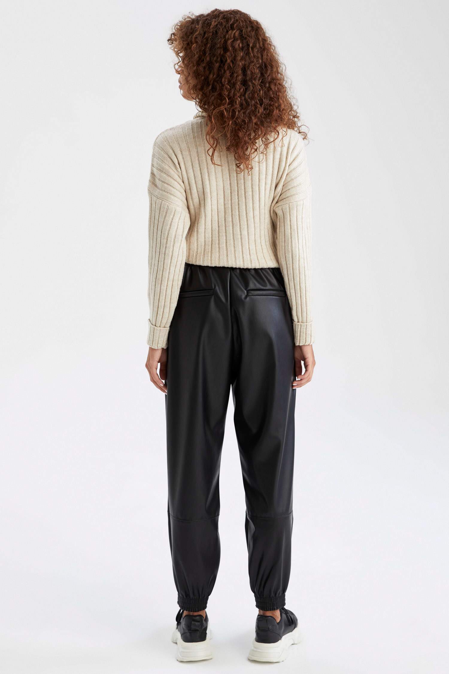 Suni Deri Jogger Pantolon