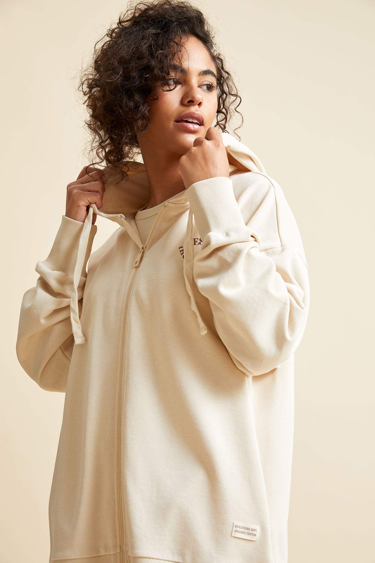Organik Pamuklu Kapüşonlu Oversize Fit Cep Detaylı Fermuarlı Sweat Hırka