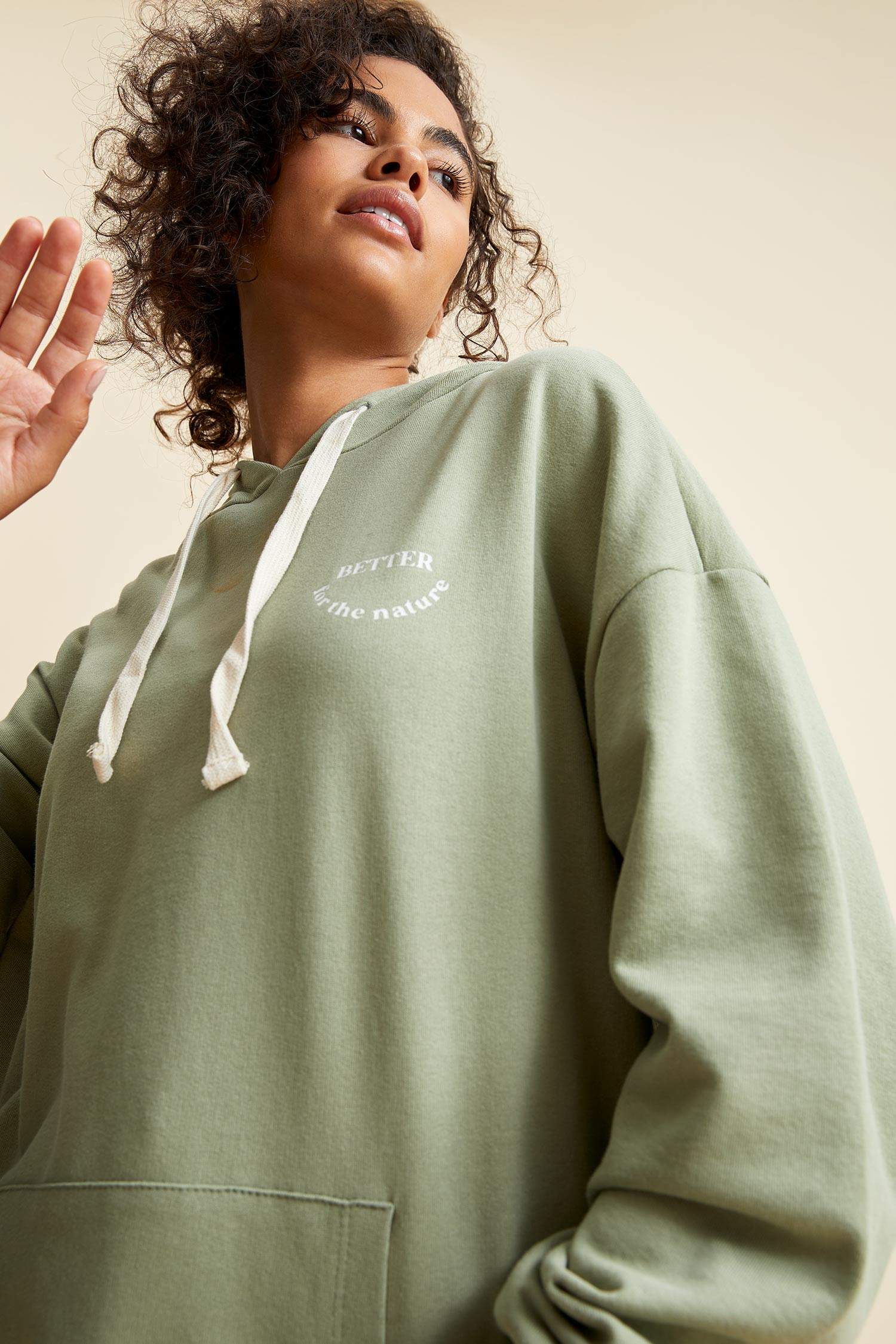 Slogan Baskılı Organik Pamuklu Cepli Kapüşonlu Oversize Fit Sweatshirt