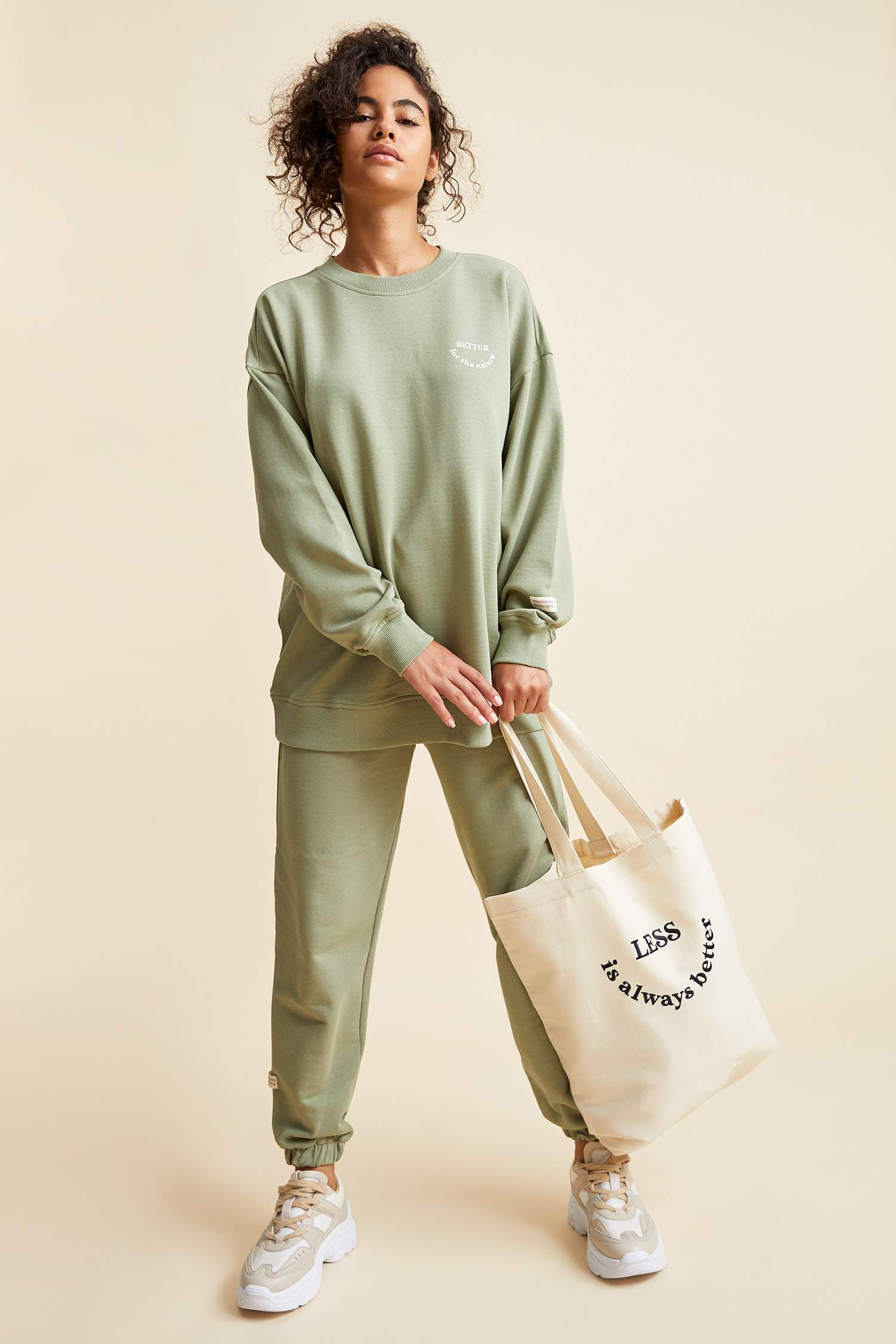 Organik Pamuklu Slogan Baskılı Oversize Fit İçi Yumuşak Tüylü Sweatshirt
