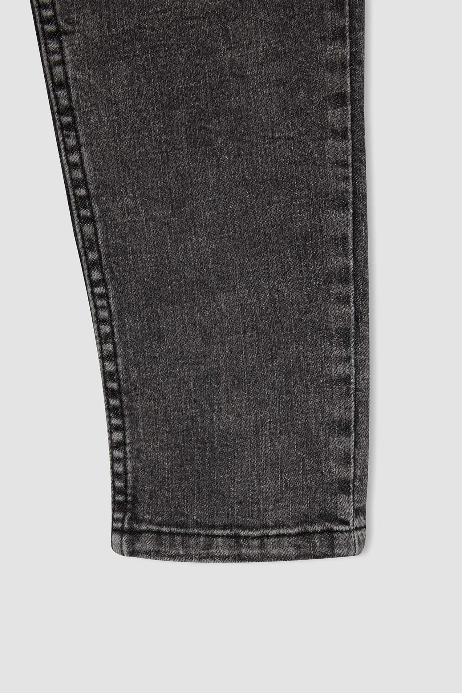 Erkek Çocuk Jogger Fit Jean Pantolon