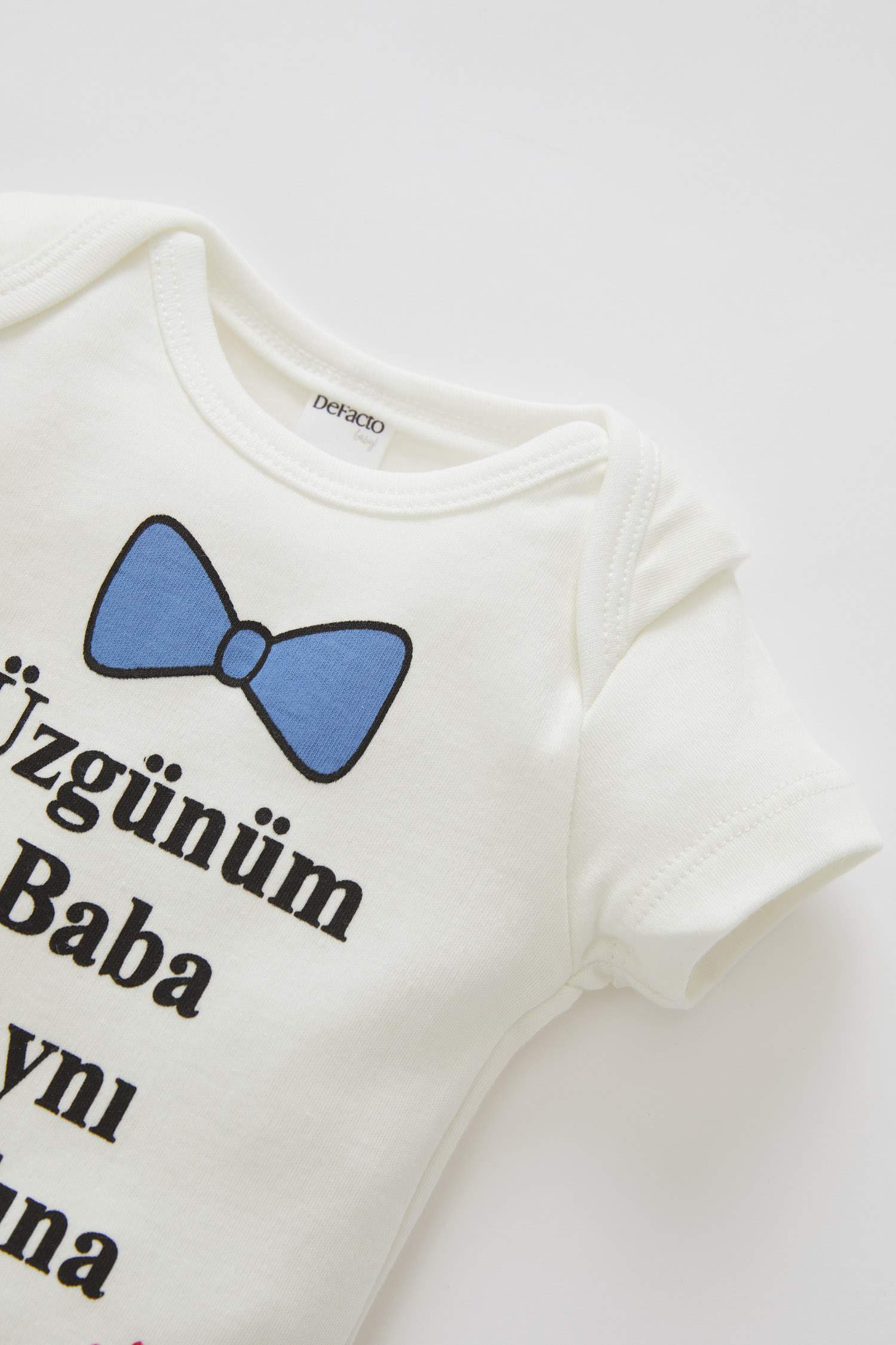 Erkek Bebek Slogan Baskılı Kısa Kollu Çıtçıtlı Pamuklu Body