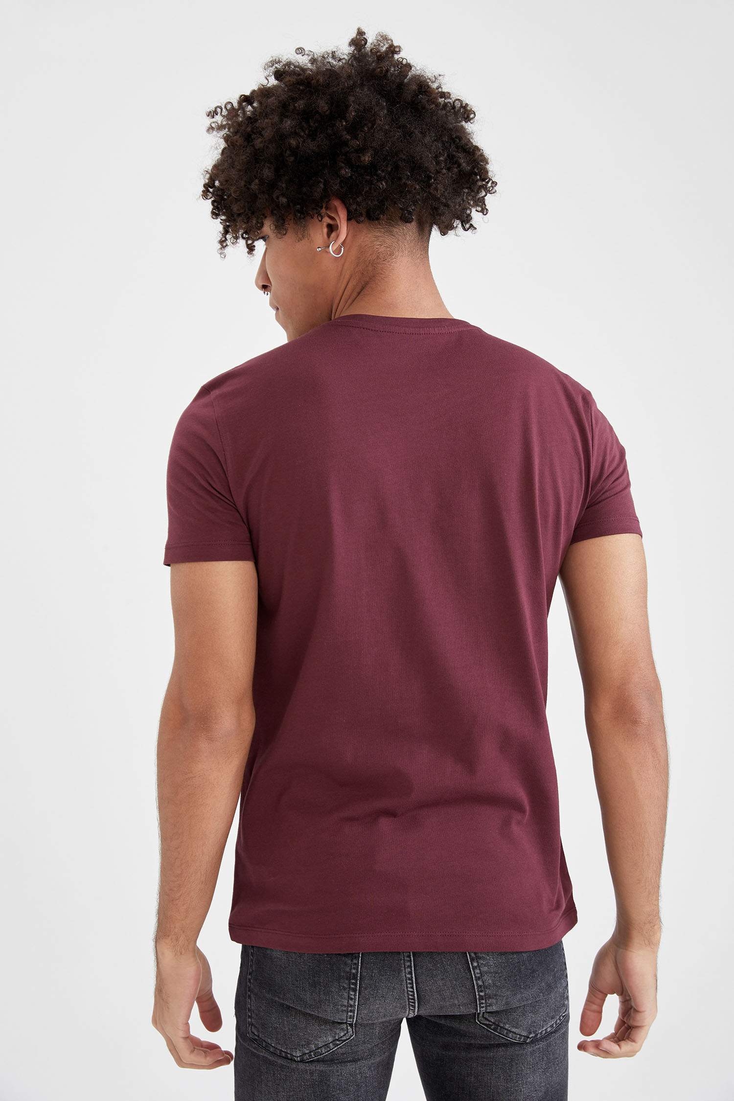 Slim Fit Bisiklet Yaka Slogan Baskılı Kısa Kollu Tişört