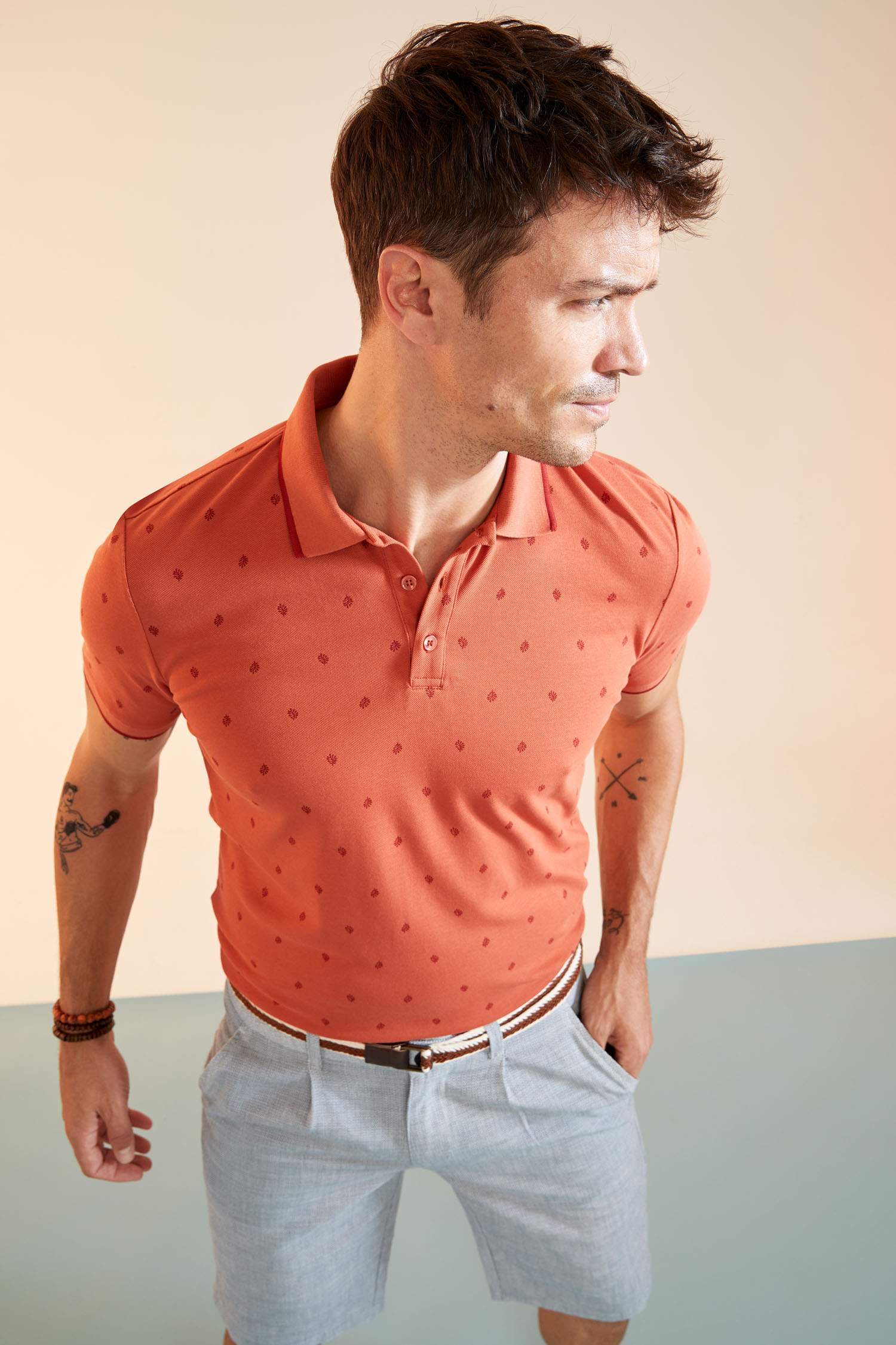 Slim Fit Polo Yaka Desenli Kısa Kollu Tişört