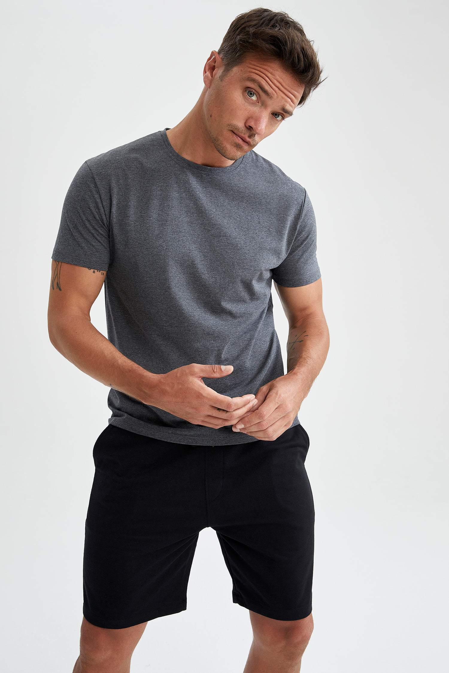 Regular Fit Bisiklet Yaka Basic 2'li Kısa Kollu Tişört