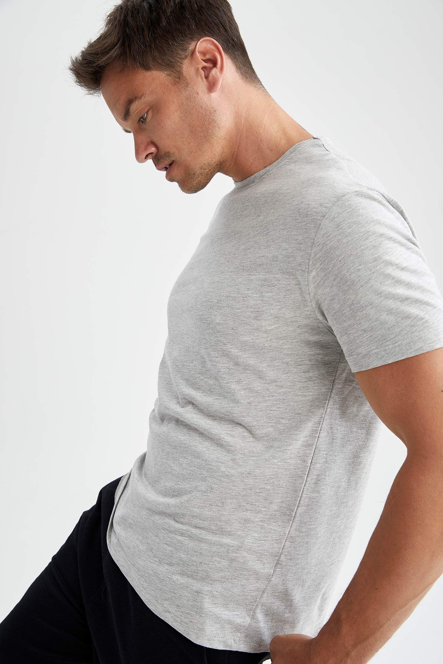 Regular Fit Bisiklet Yaka Basic 2'li Kısa Kollu Tişört
