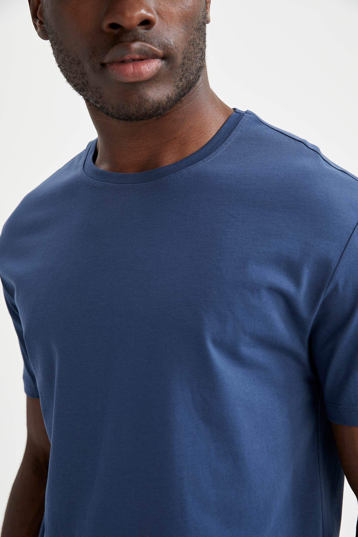 Regular Fit Bisiklet Yaka Basic 2'li Kısa Kollu Tişört