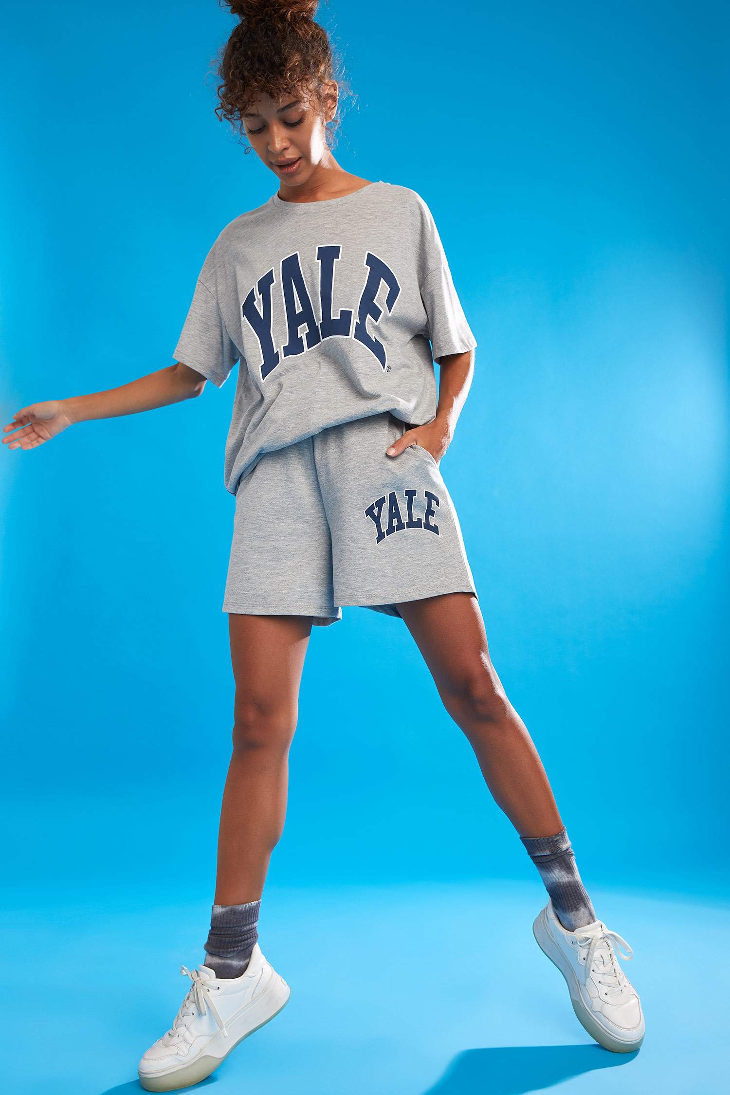 Coool Yale University Lisanslı Oversize Fit Kısa Kollu Tişört