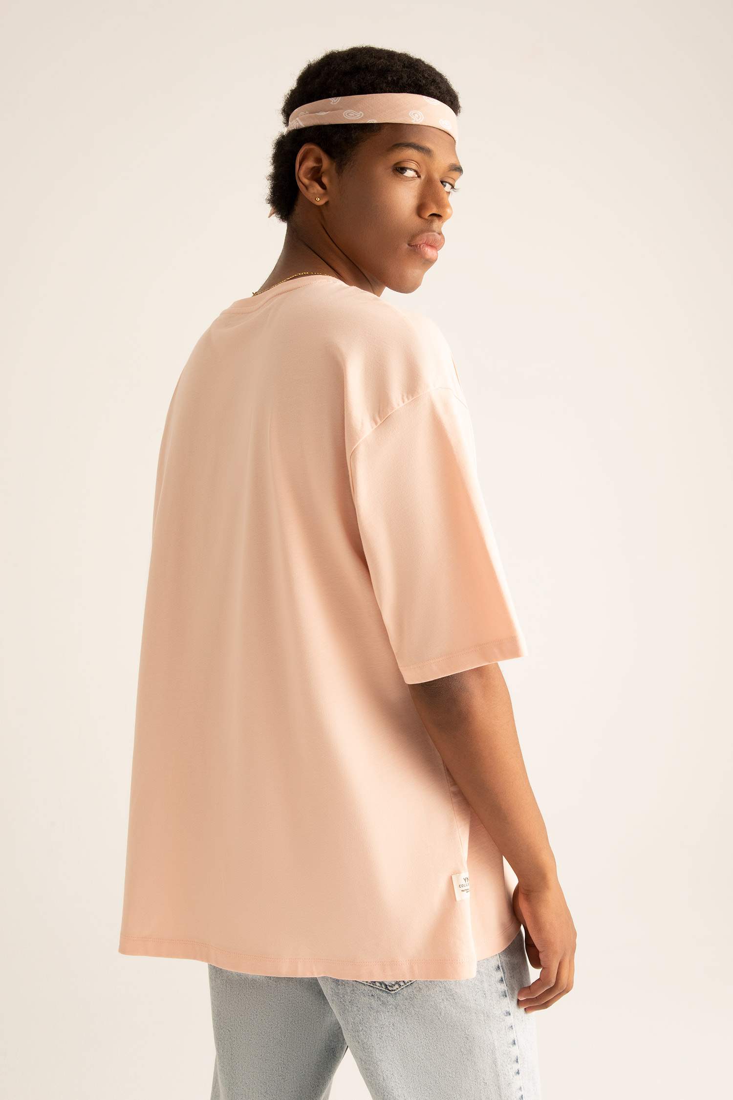 Oversize Fit Bisiklet Yaka Tişört