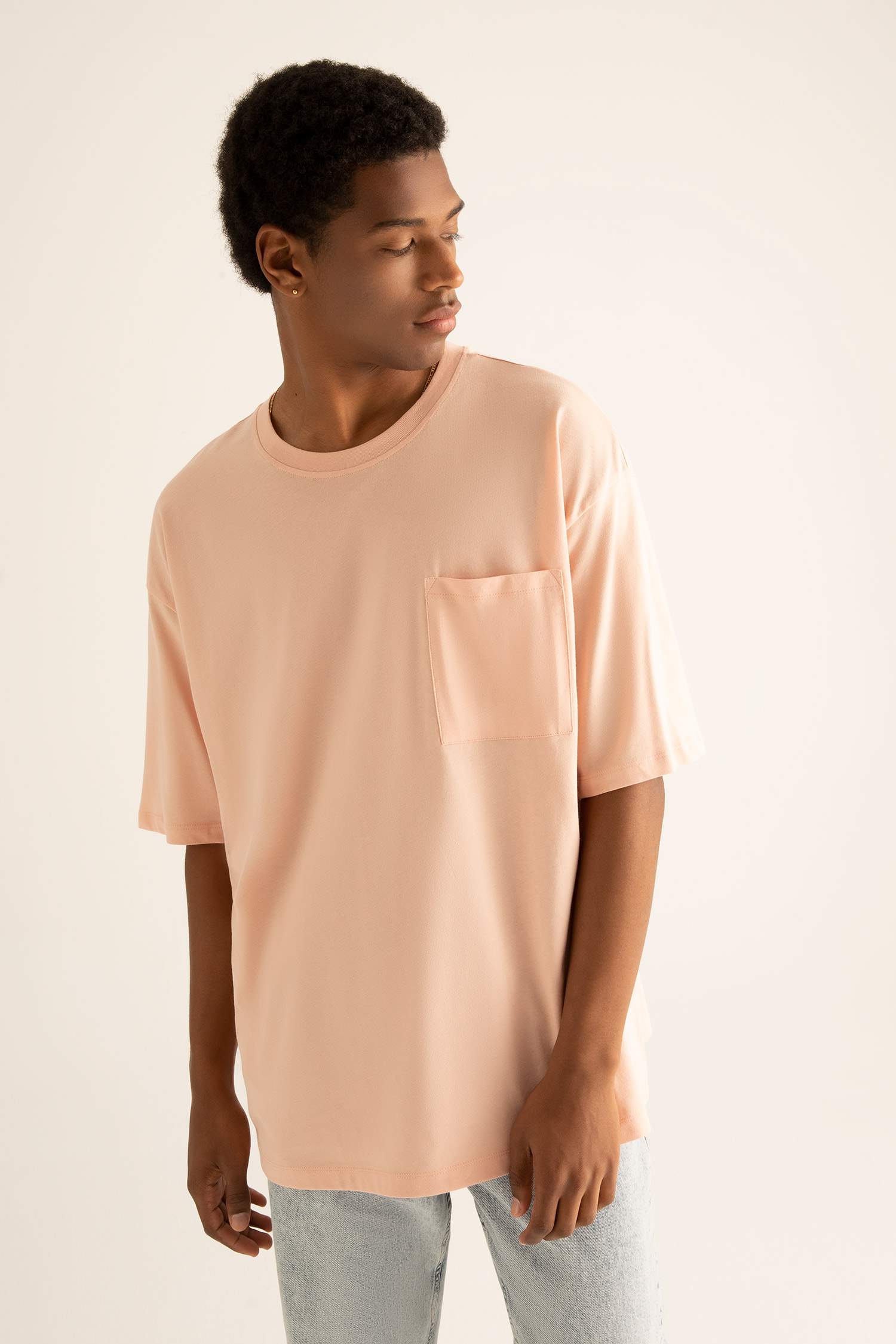 Oversize Fit Bisiklet Yaka Tişört