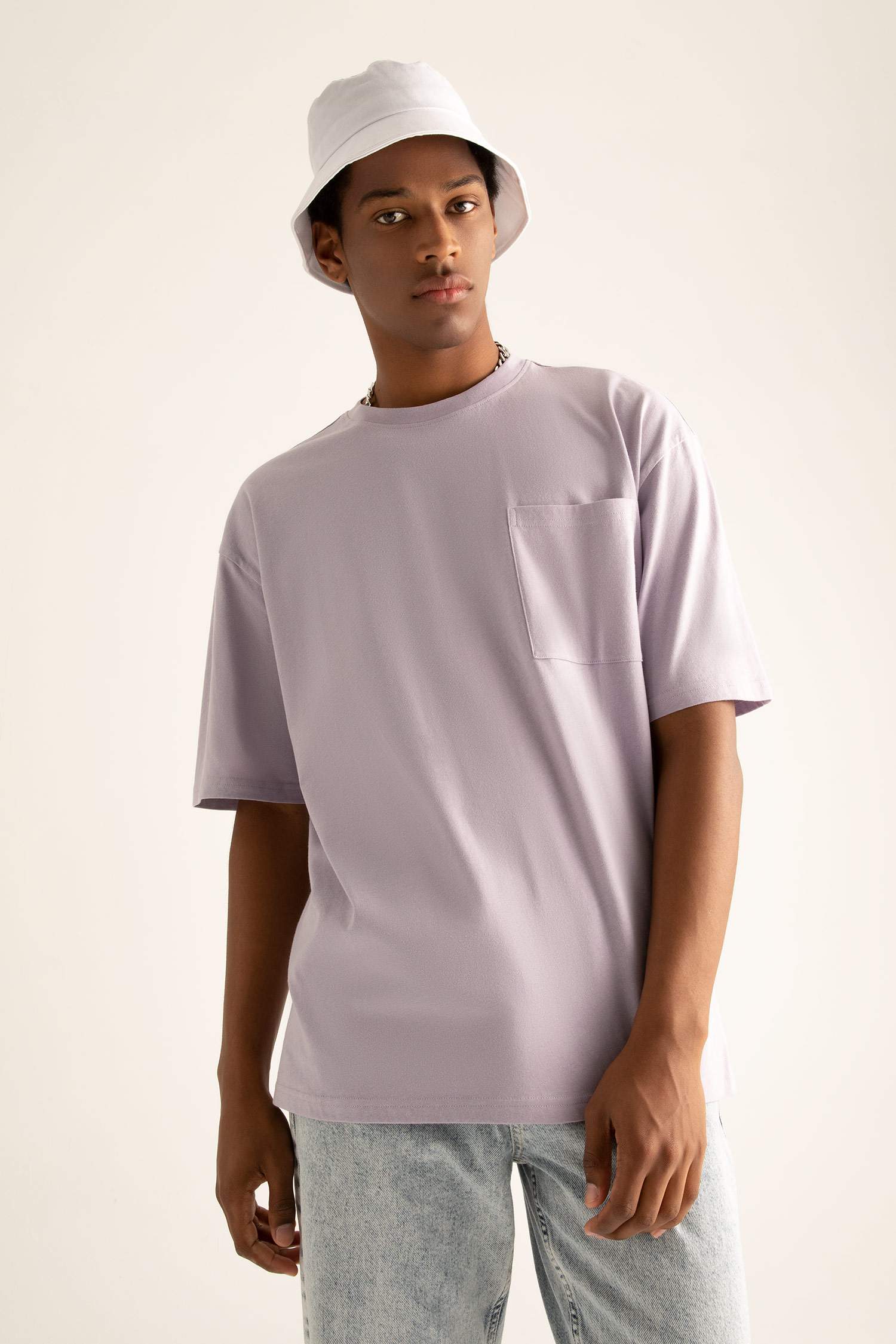 Oversize Fit Bisiklet Yaka Tişört