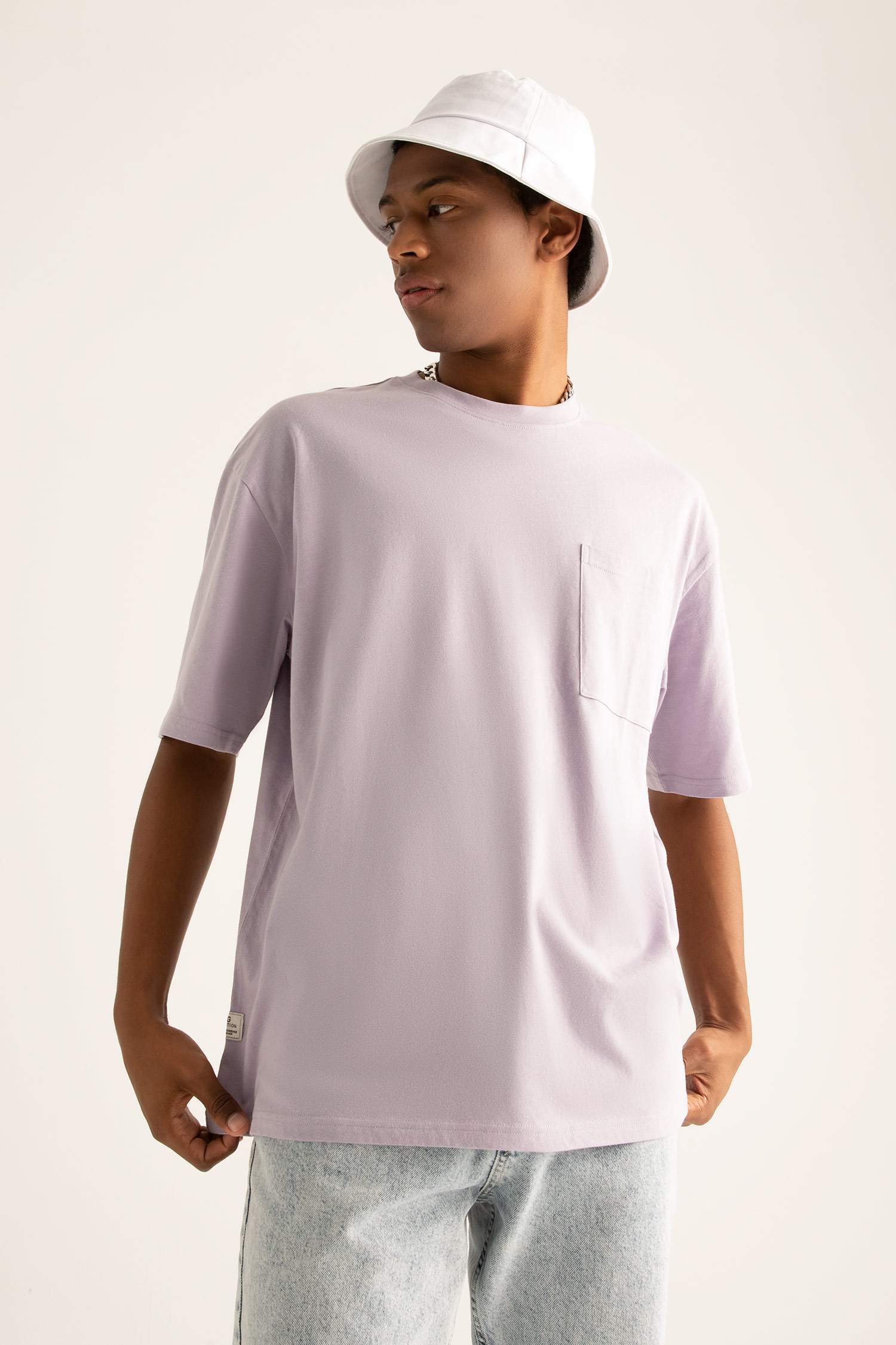 Oversize Fit Bisiklet Yaka Tişört