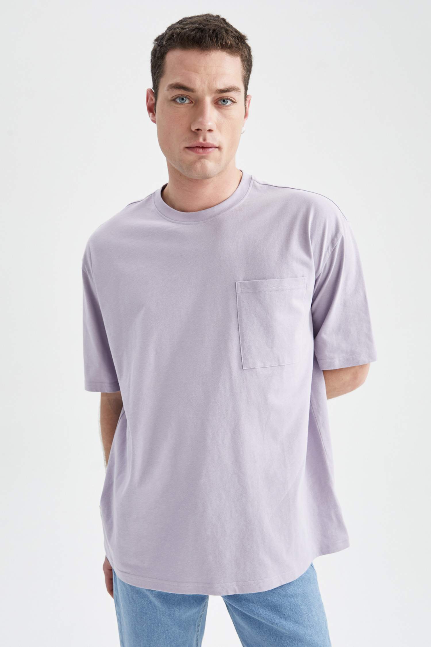 Oversize Fit Bisiklet Yaka Tişört