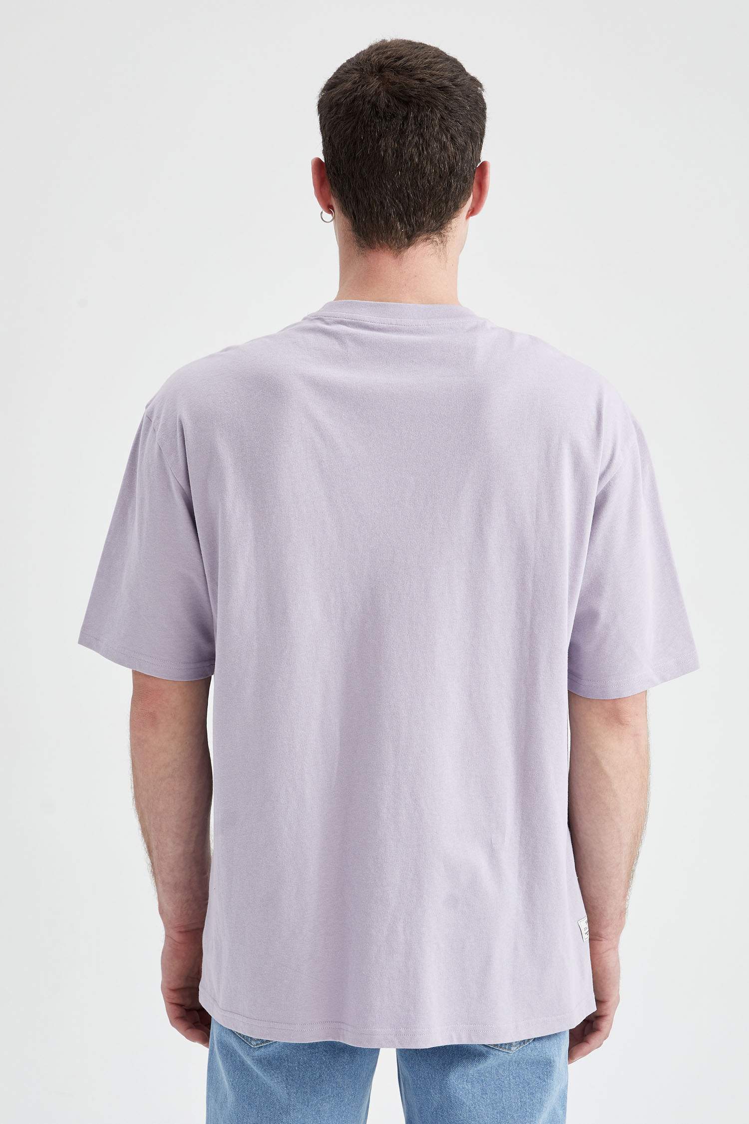 Oversize Fit Bisiklet Yaka Tişört