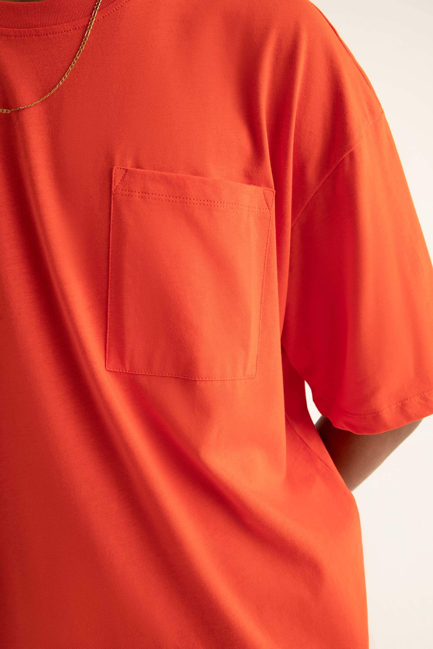 Oversize Fit Bisiklet Yaka Tişört