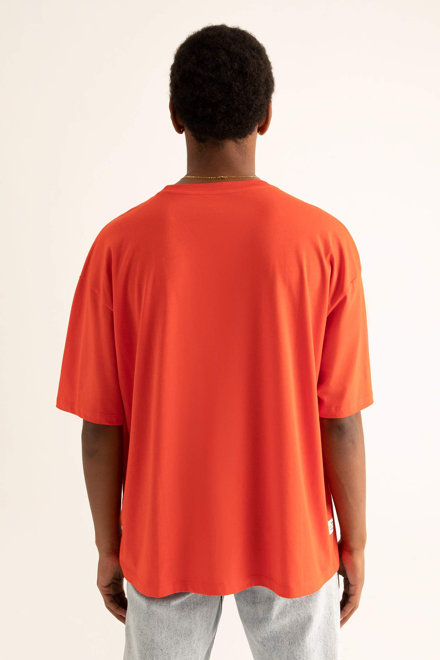 Oversize Fit Bisiklet Yaka Tişört