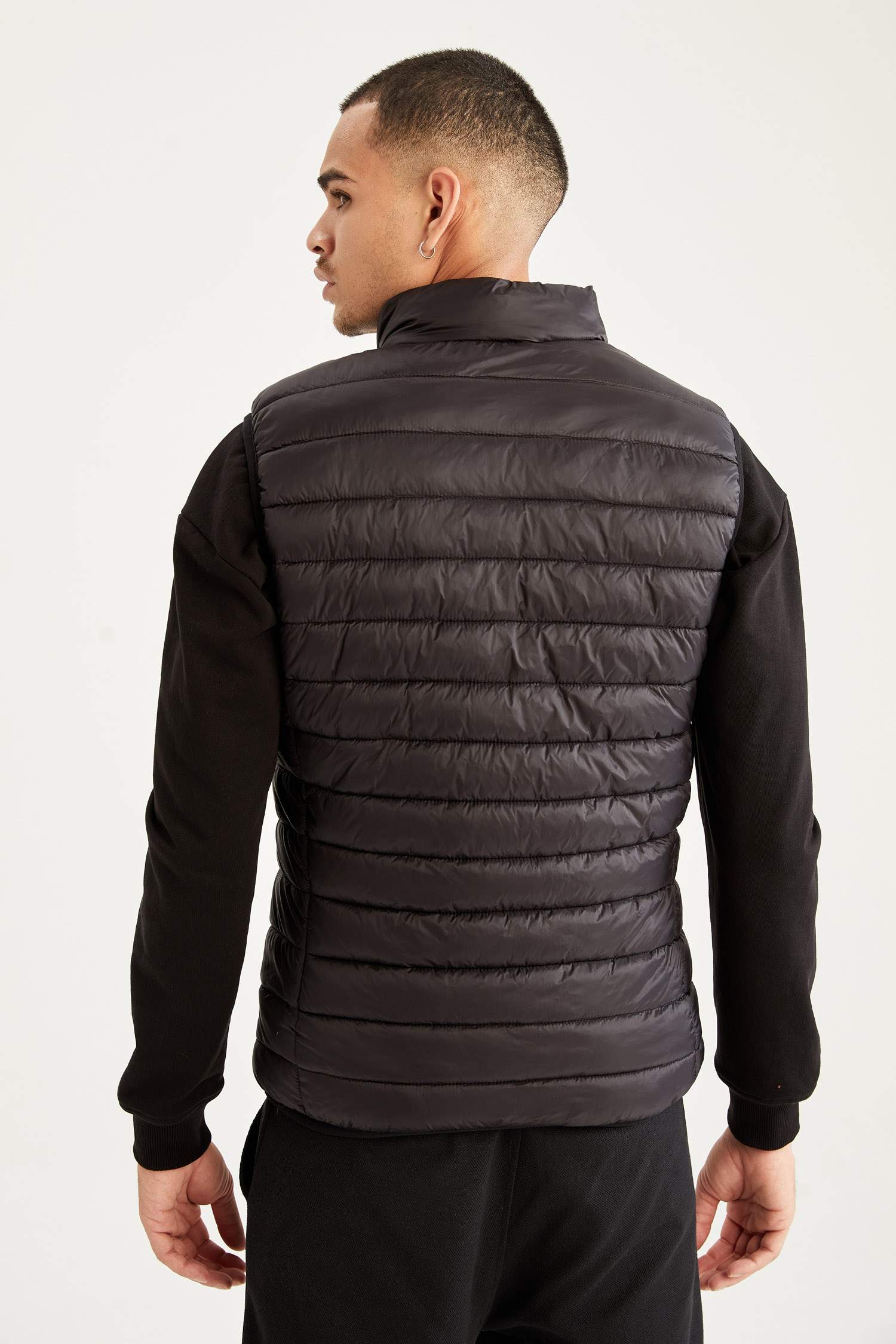 Slim Fit Dik Yaka Şişme İnce Yelek
