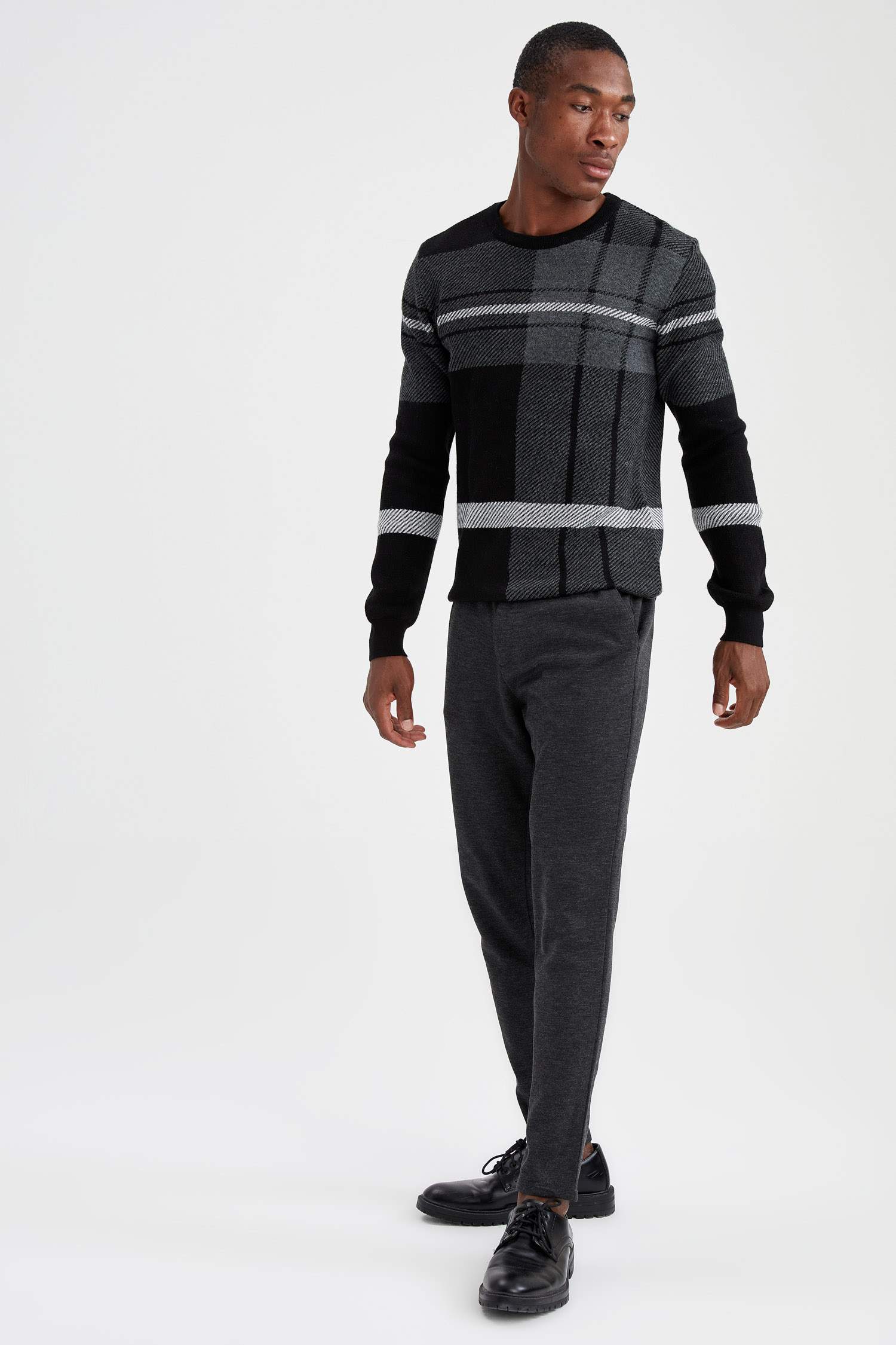 Slim Fit Ekose Desenli Triko Kazak