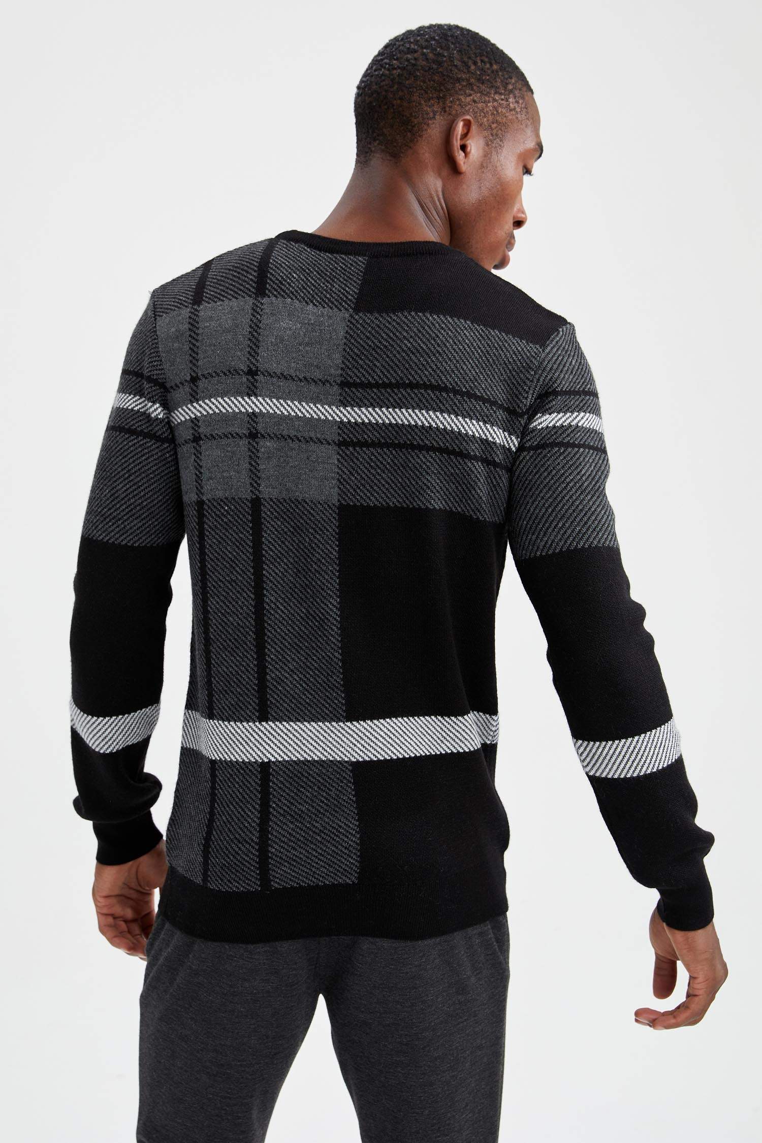 Slim Fit Ekose Desenli Triko Kazak