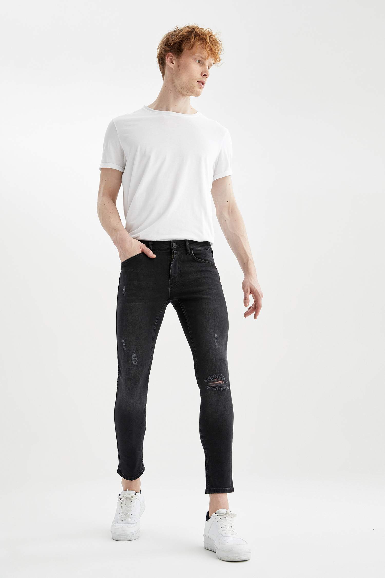 Super Skinny Fit Normal Bel Dar Paça Yırtık Detaylı Jean Pantolon