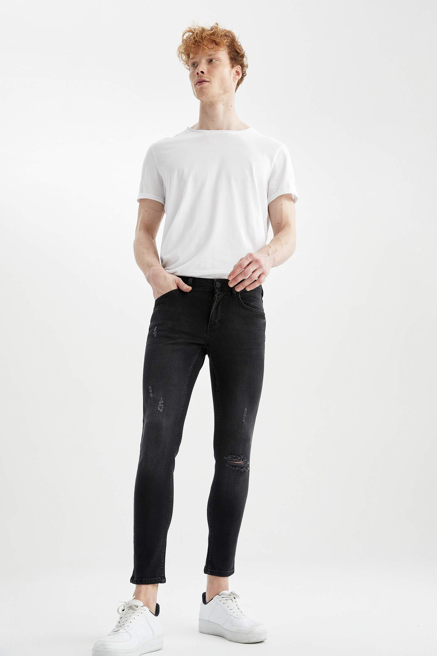 Super Skinny Fit Normal Bel Dar Paça Yırtık Detaylı Jean Pantolon