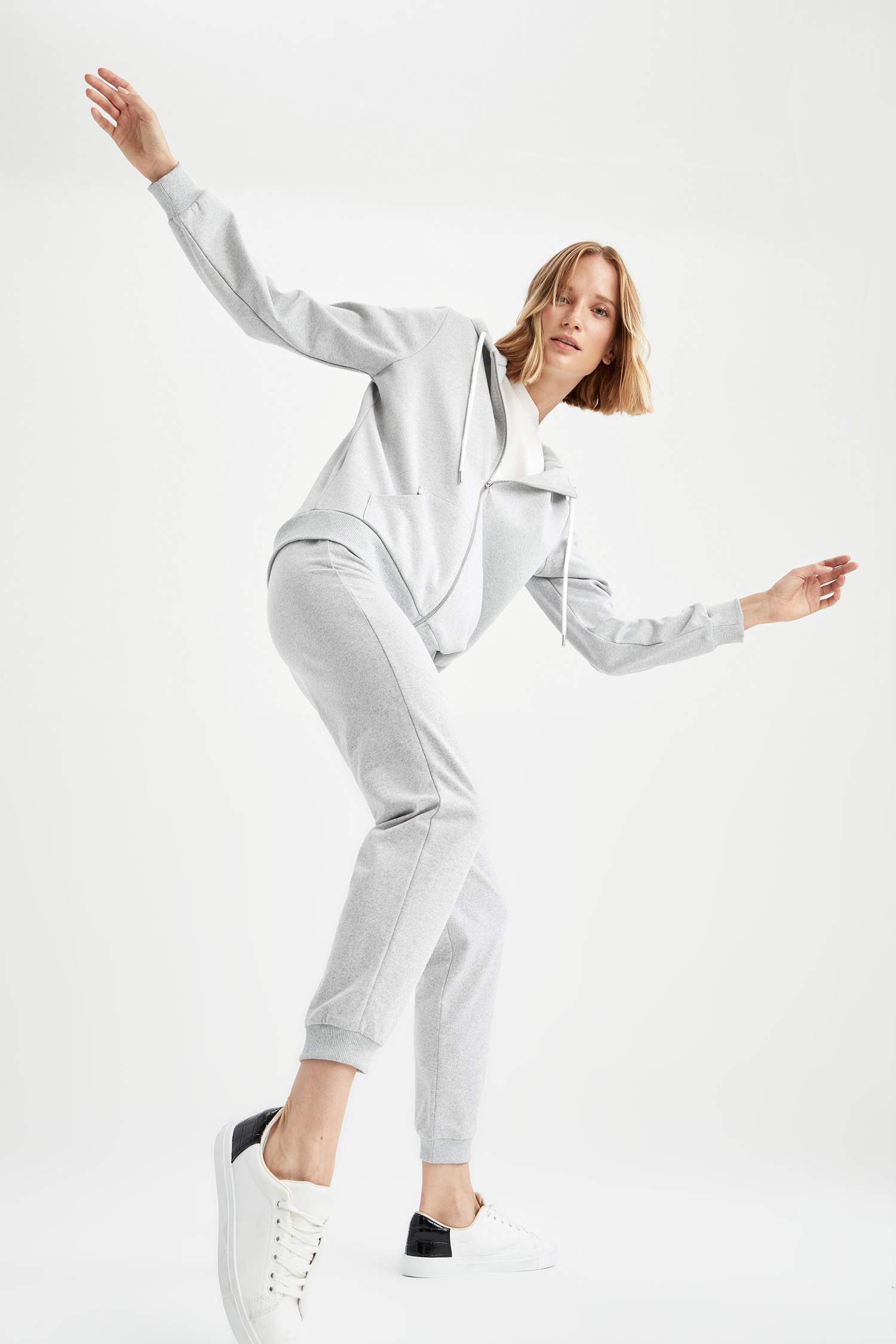 Beli Bağcıklı Cepli Relax Fit Jogger Eşofman Alt