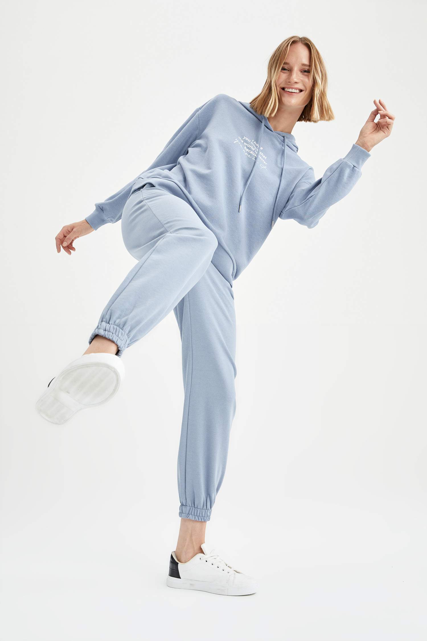 Beli Bağcıklı Relax Fit İçi Yumuşak Tüylü Jogger Eşofman Altı