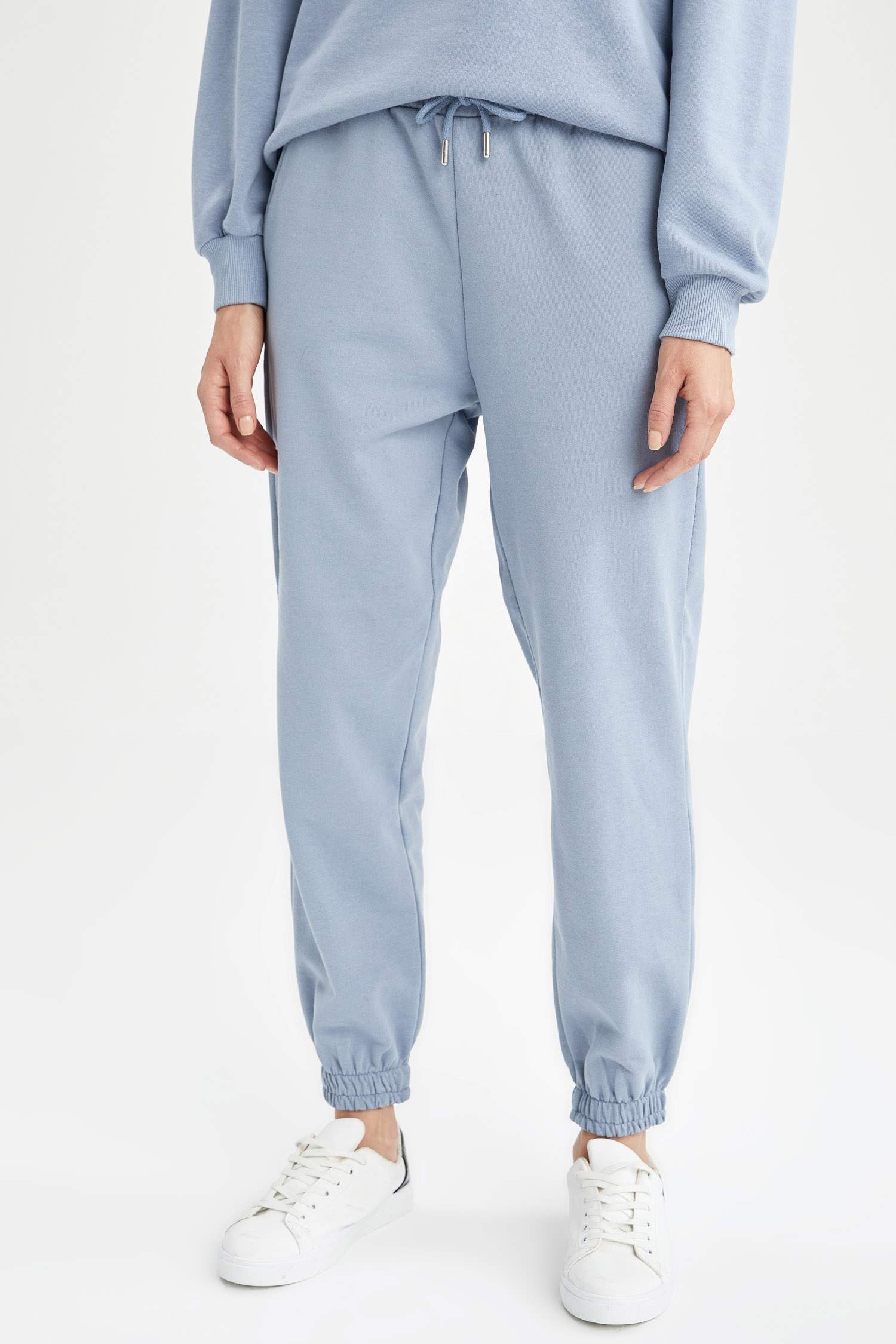 Beli Bağcıklı Relax Fit İçi Yumuşak Tüylü Jogger Eşofman Altı