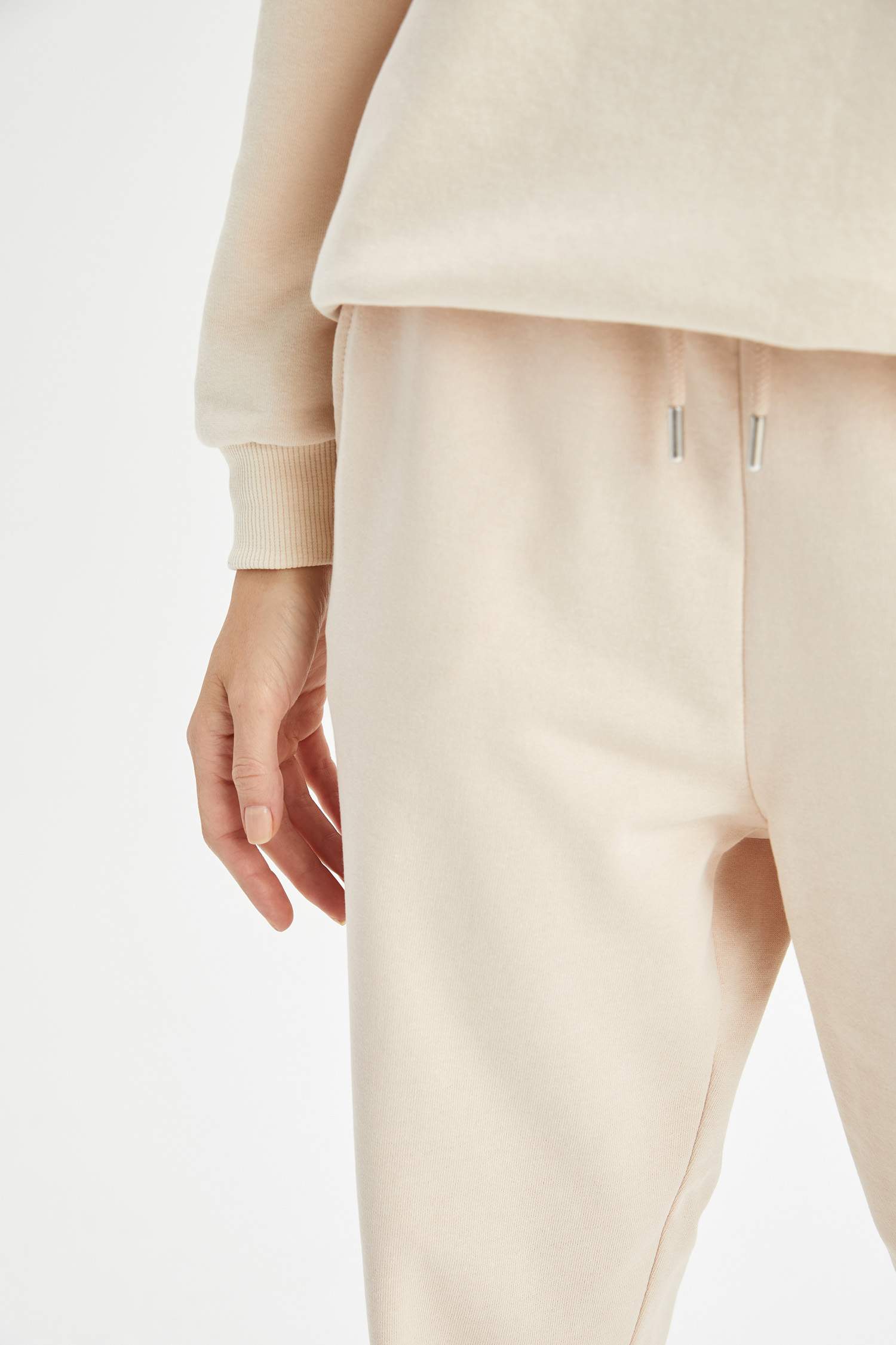Beli Bağcıklı Relax Fit İçi Yumuşak Tüylü Jogger Eşofman Altı