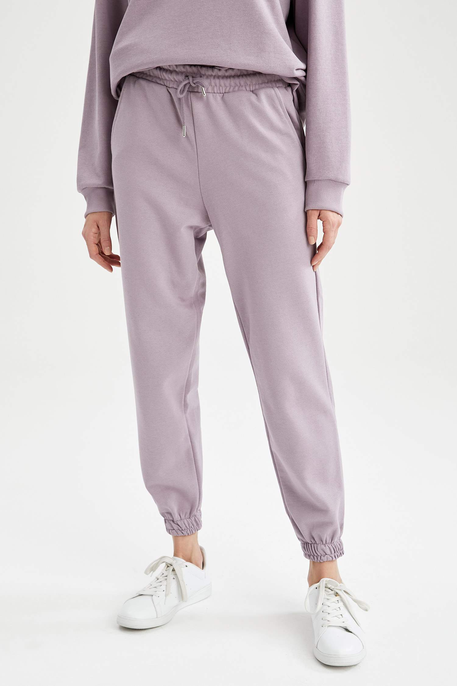 Beli Bağcıklı Relax Fit İçi Yumuşak Tüylü Jogger Eşofman Altı