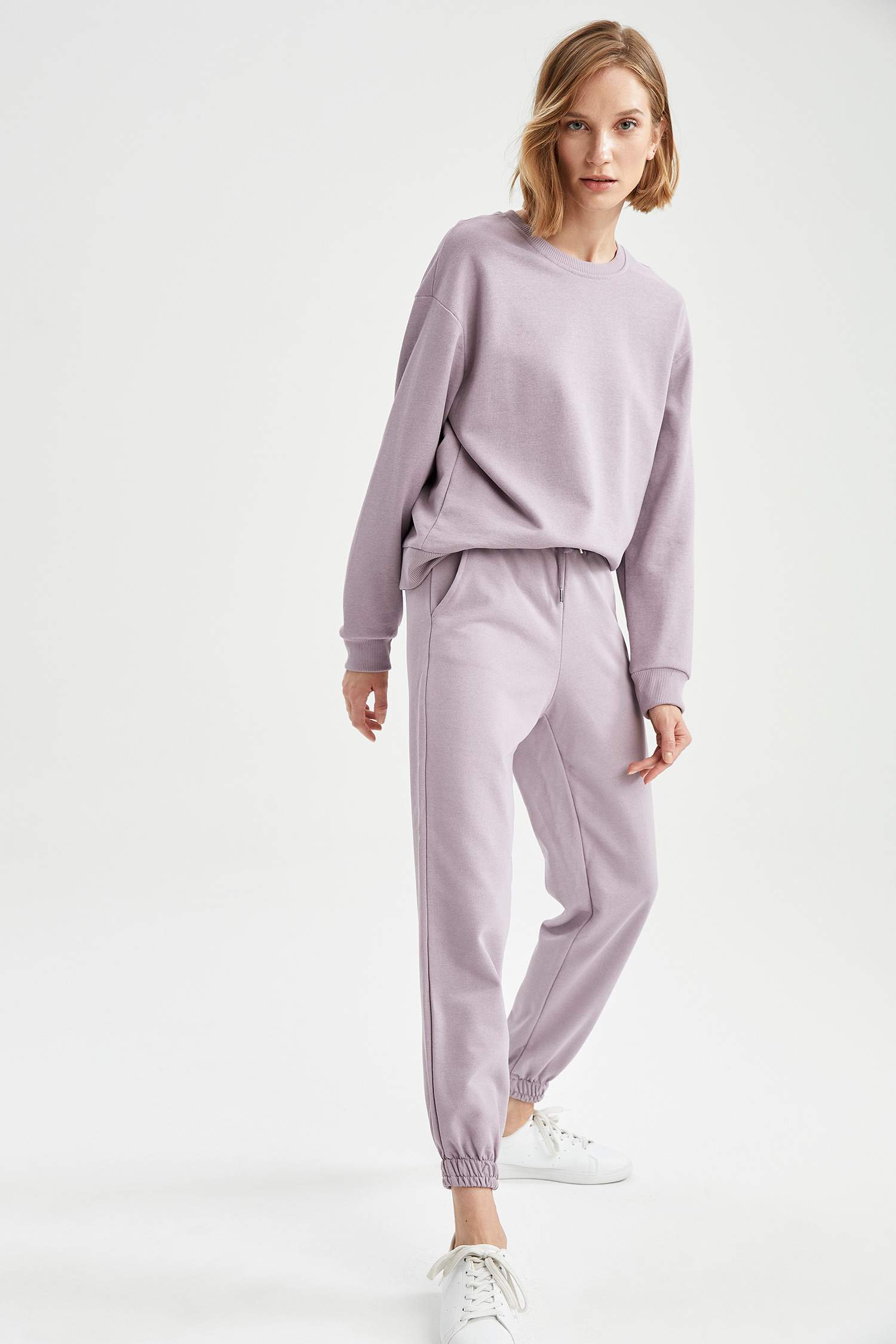 Beli Bağcıklı Relax Fit İçi Yumuşak Tüylü Jogger Eşofman Altı