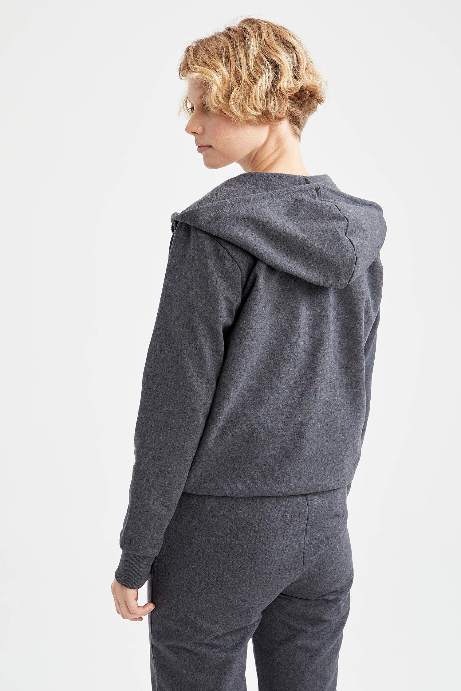 Regular Fit Basic Kapüşonlu Kanguru Cepli İçi Yumuşak Tüylü Sweat Hırka