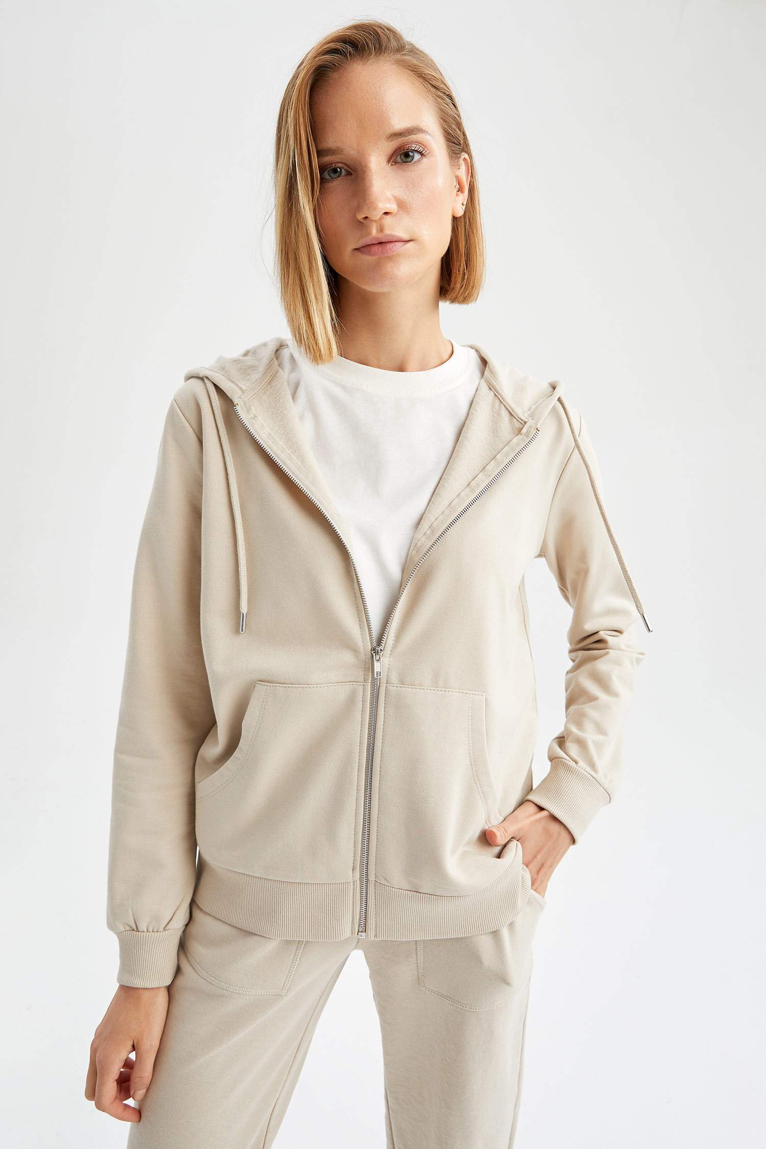 Regular Fit Basic Kapüşonlu Kanguru Cepli İçi Yumuşak Tüylü Sweat Hırka
