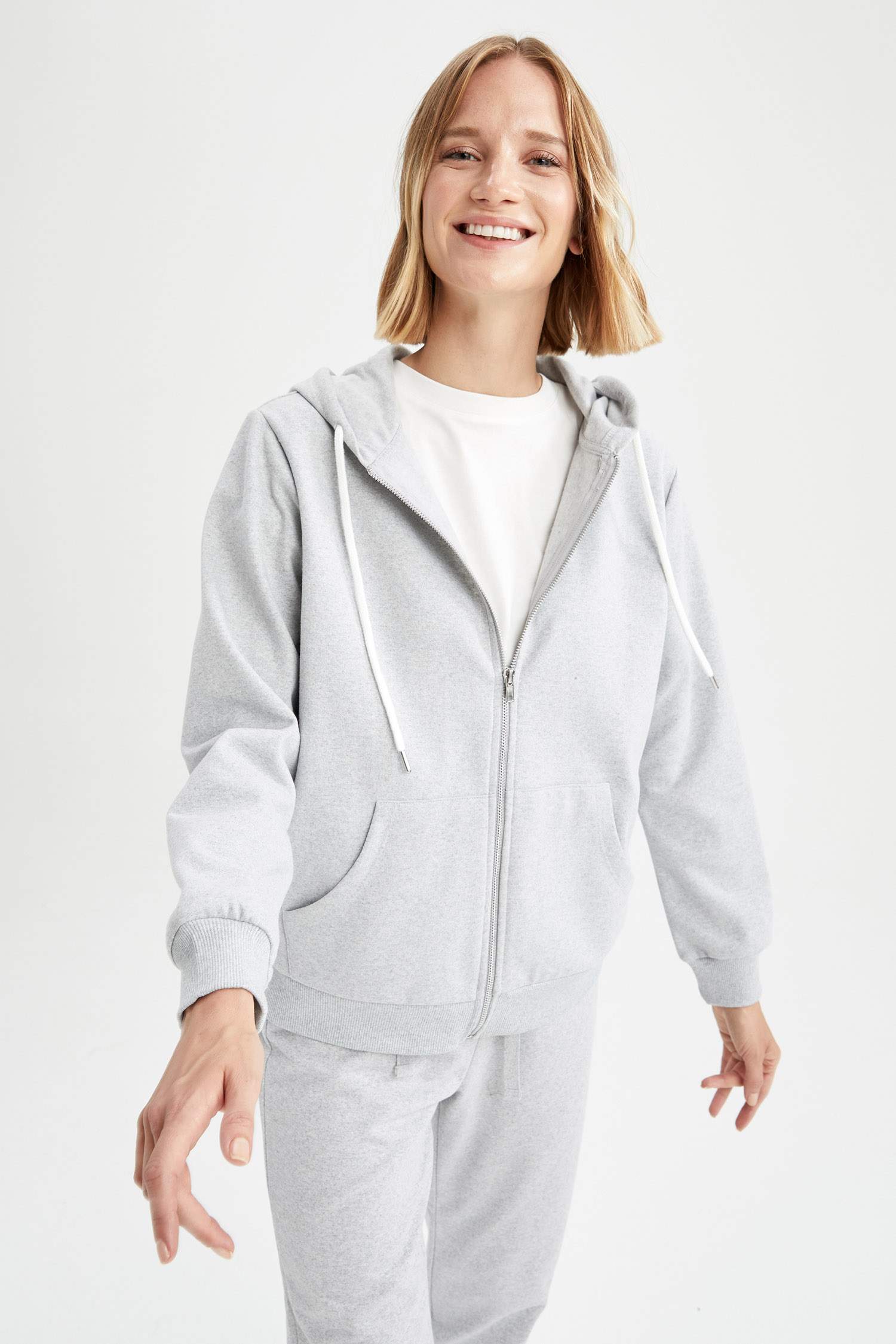 Regular Fit Basic Kapüşonlu Kanguru Cepli İçi Yumuşak Tüylü Sweat Hırka
