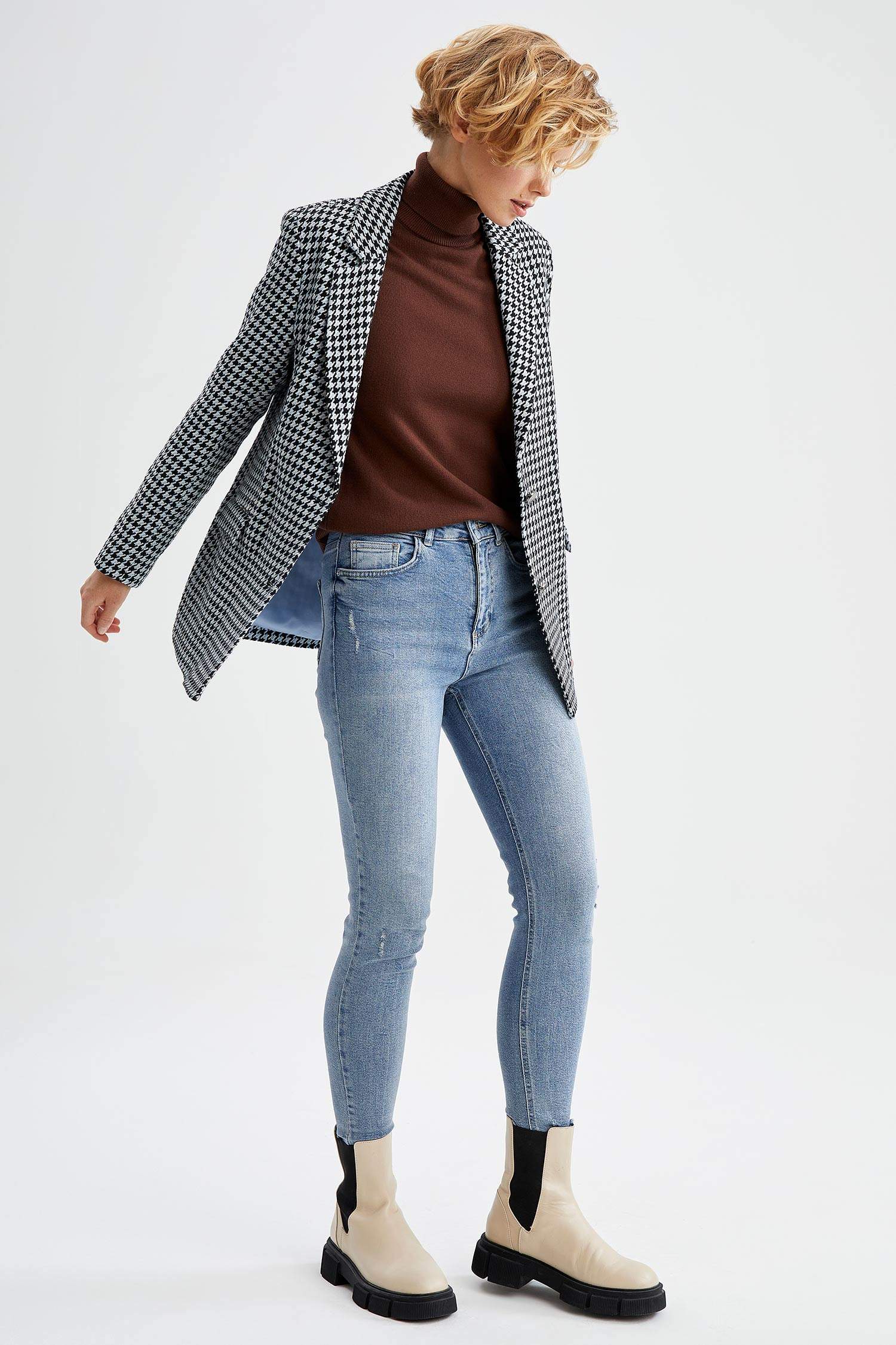 Relax Fit Kazayağı Desenli Dokulu Tüvit Blazer Ceket