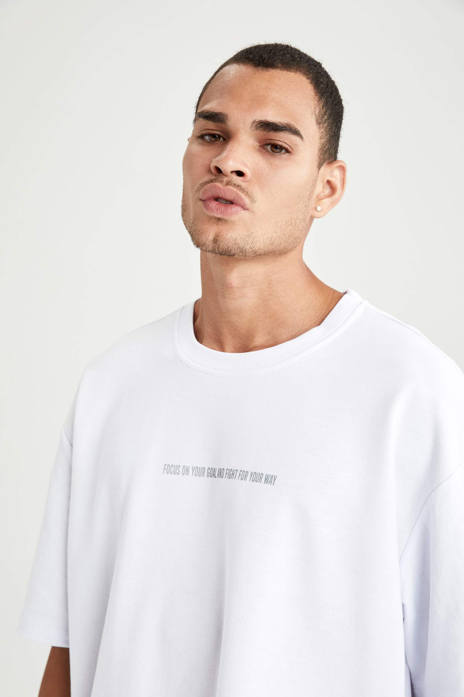 Oversize Fit Bisiklet Yaka Sırt Baskılı Kısa Kollu Pamuklu Sweatshirt