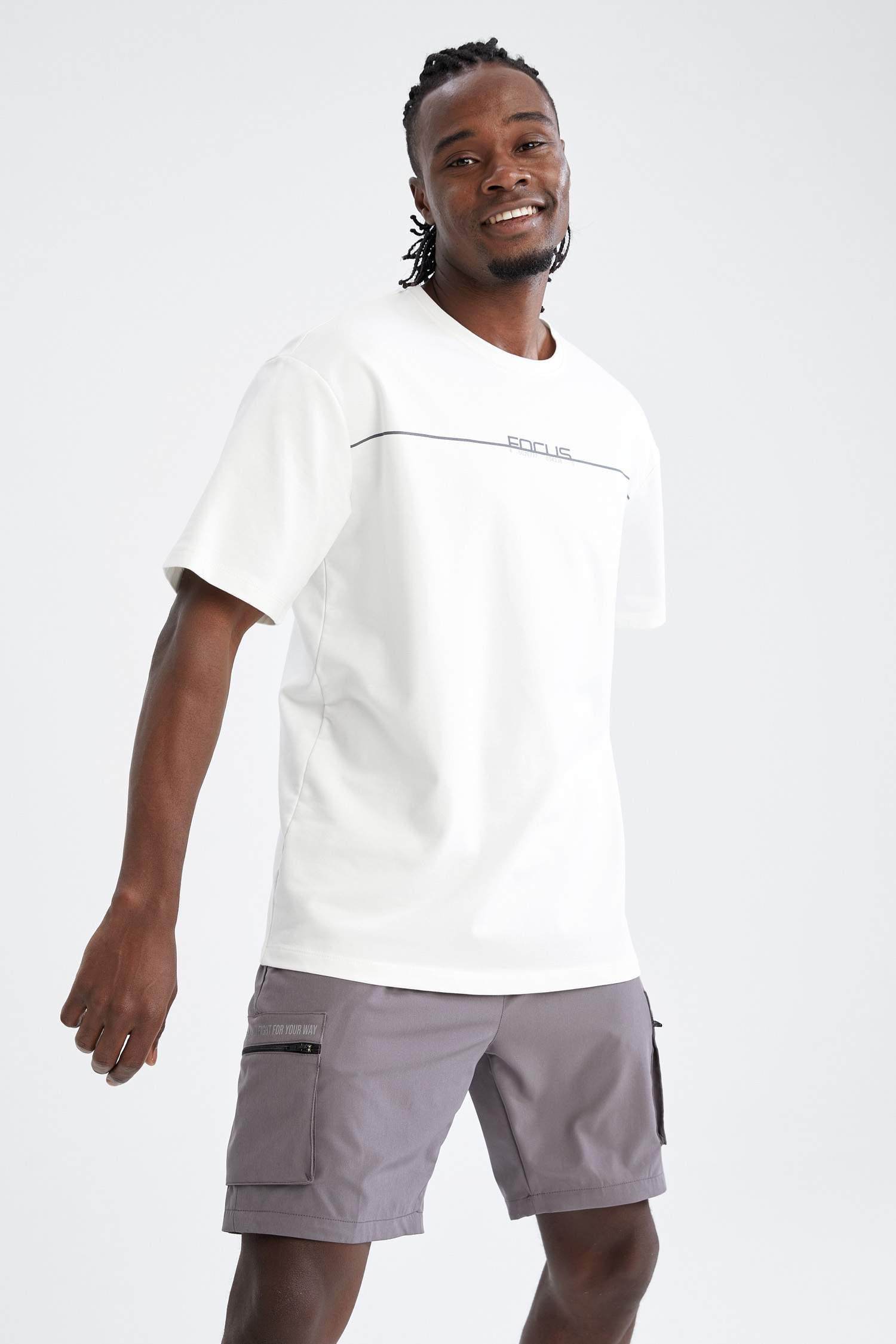Slim Fit Sporcu Şort