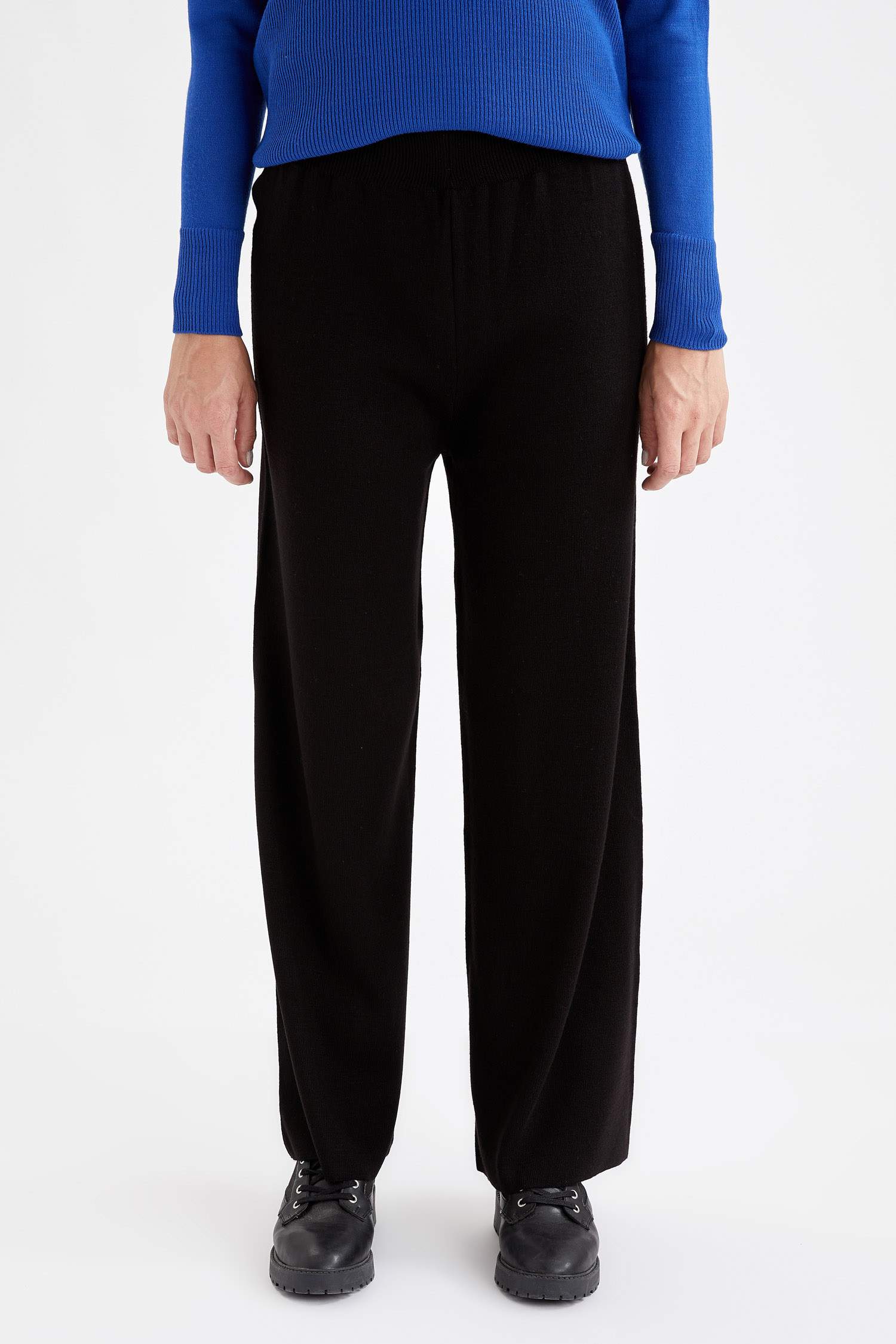 Beli Lastikli Relax Fit Triko Geniş Paça Pantolon