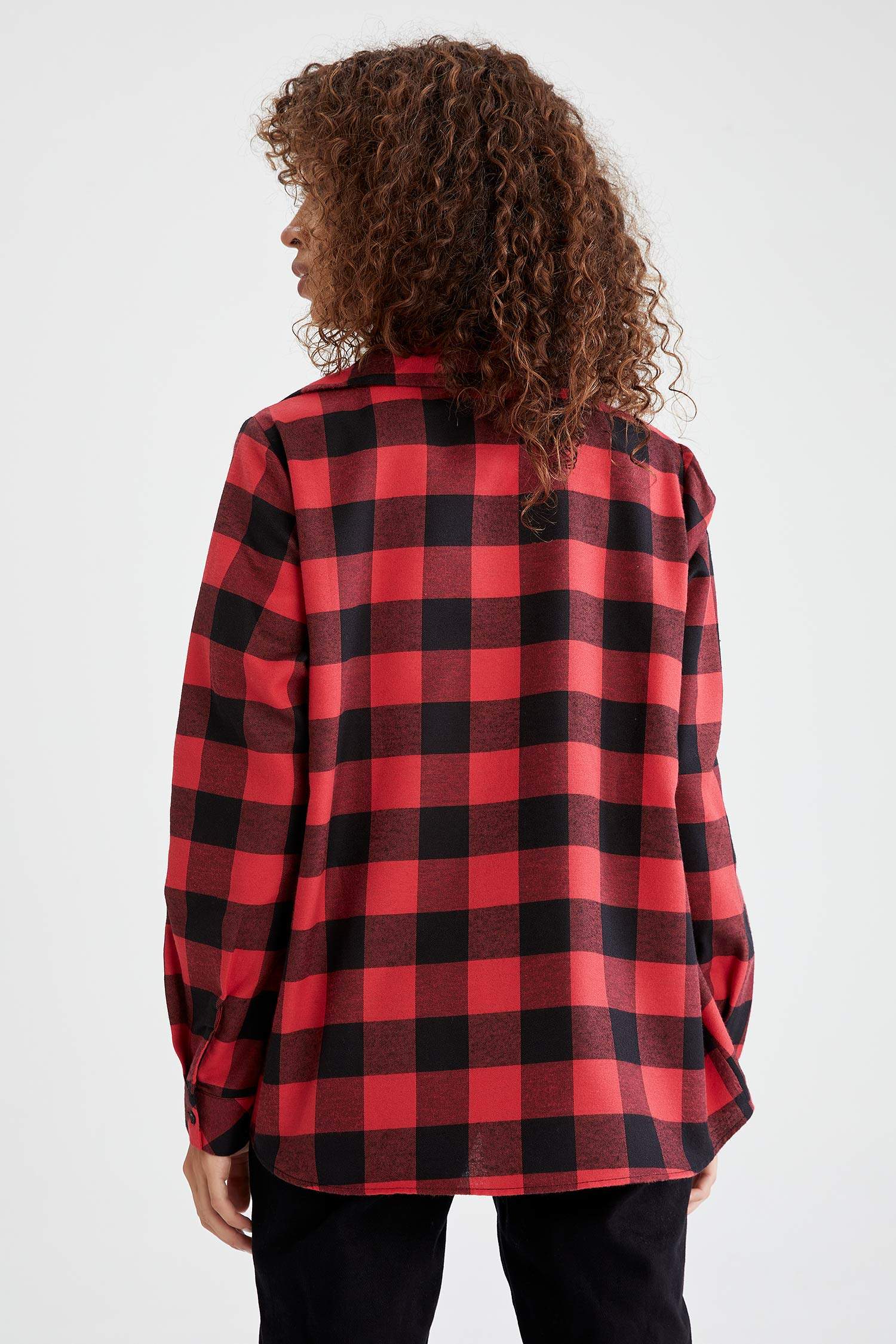 Retro Ekoseli Relax Fit Cep Detaylı Flanel Gömlek