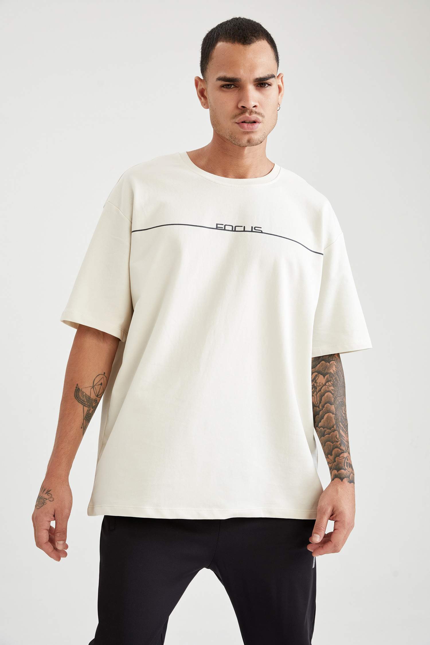 Oversize Fit Bisiklet Yaka Baskılı Kısa Kollu Tişört